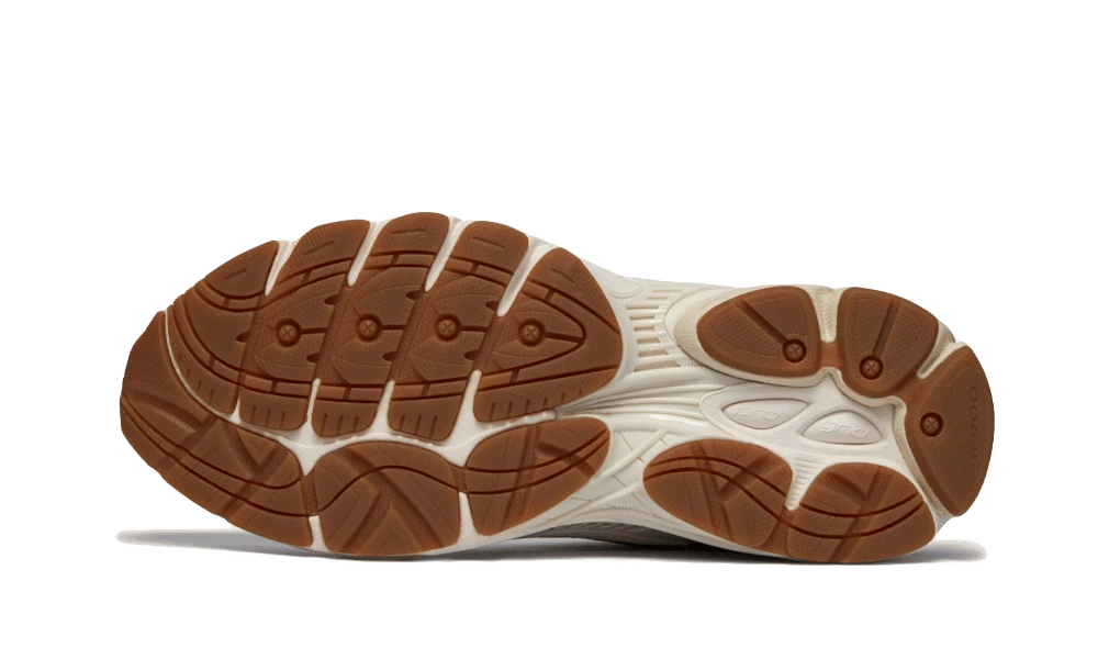 Saucony ProGrid Omni 9 TMY Beige Gum