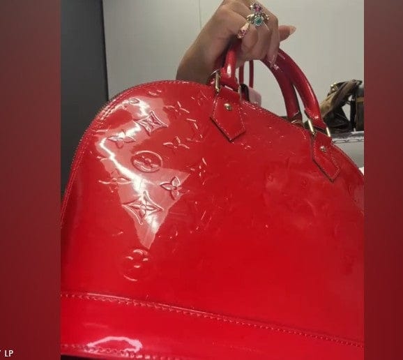 Louis Vuitton Vernis Alma PM Red M91770 B0815DXHU6