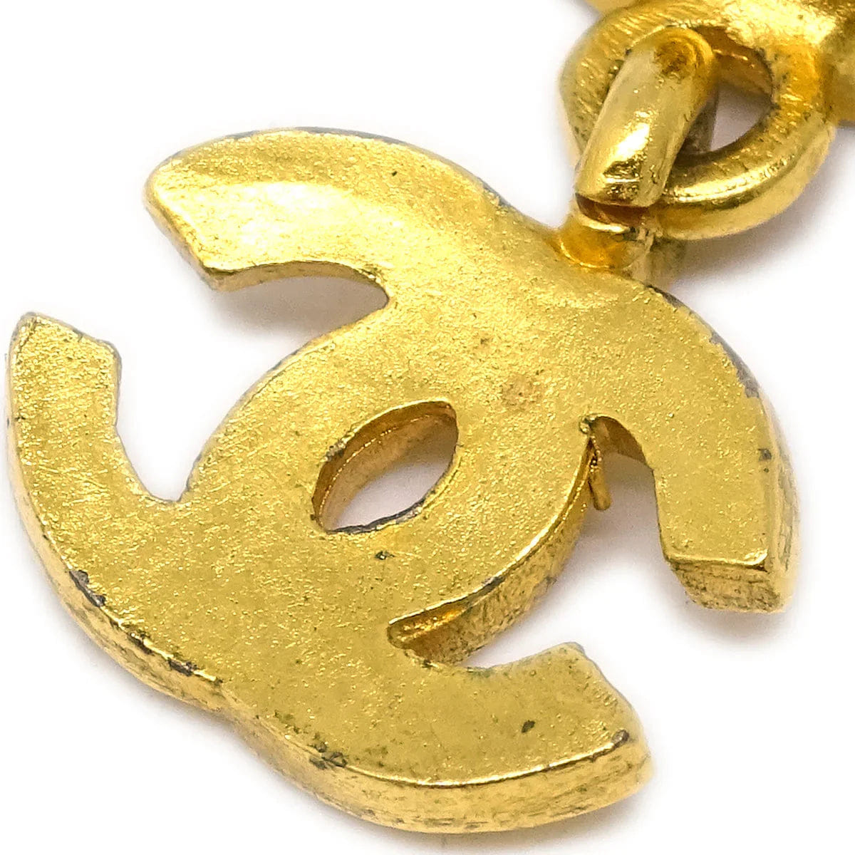 Chanel Dangle Earrings Clip - On Gold Shell 95A