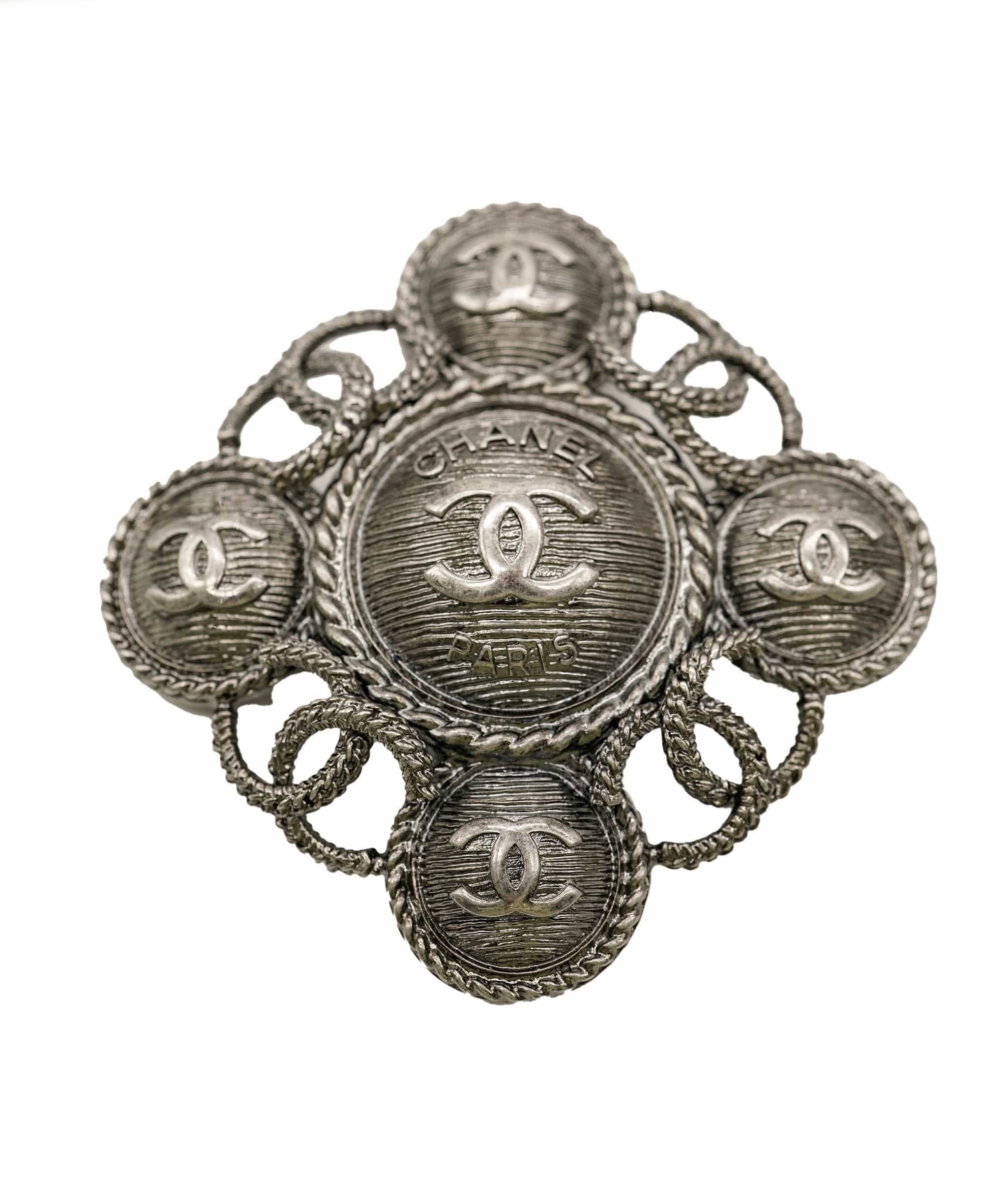 Chanel brooch - AWL2748