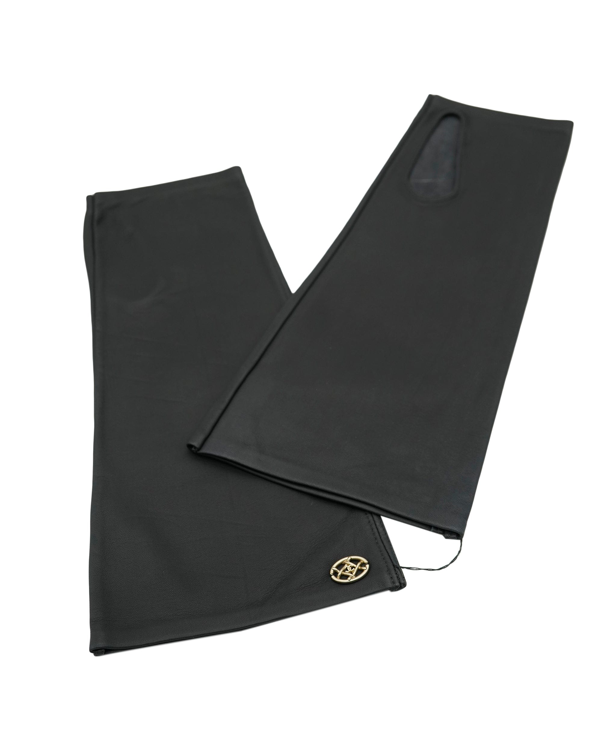 Chanel leather grey mittens DXBS3780