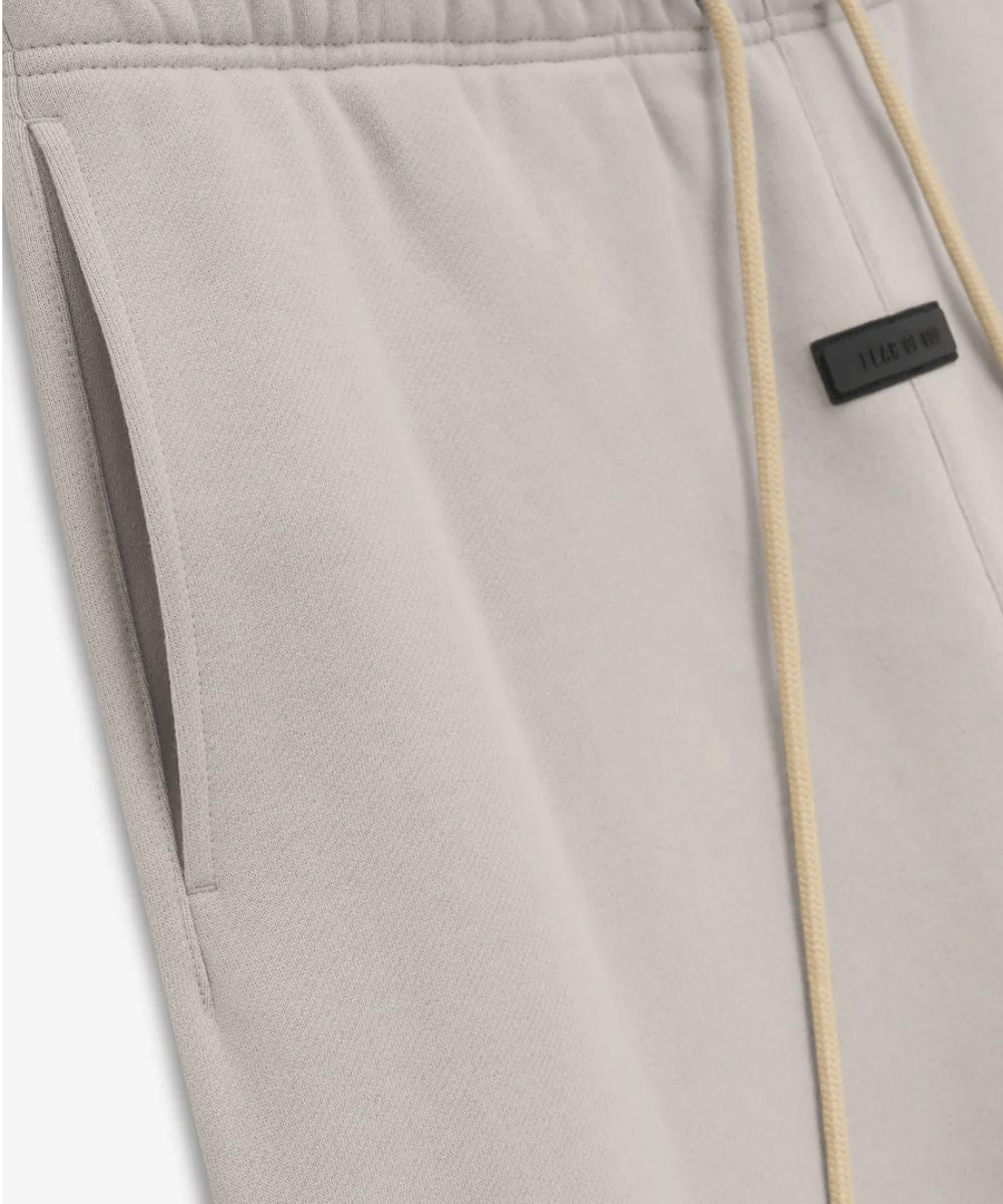 Fear of God Essentials Sweatpants FW23 (Silver Cloud)