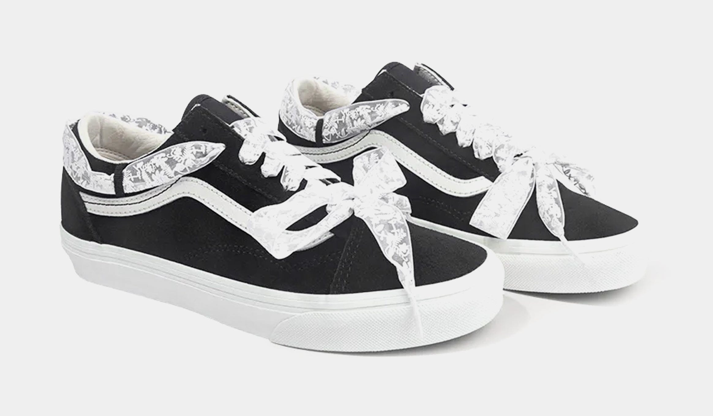 Vans Old Skool Mens Skate Shoes (Black)