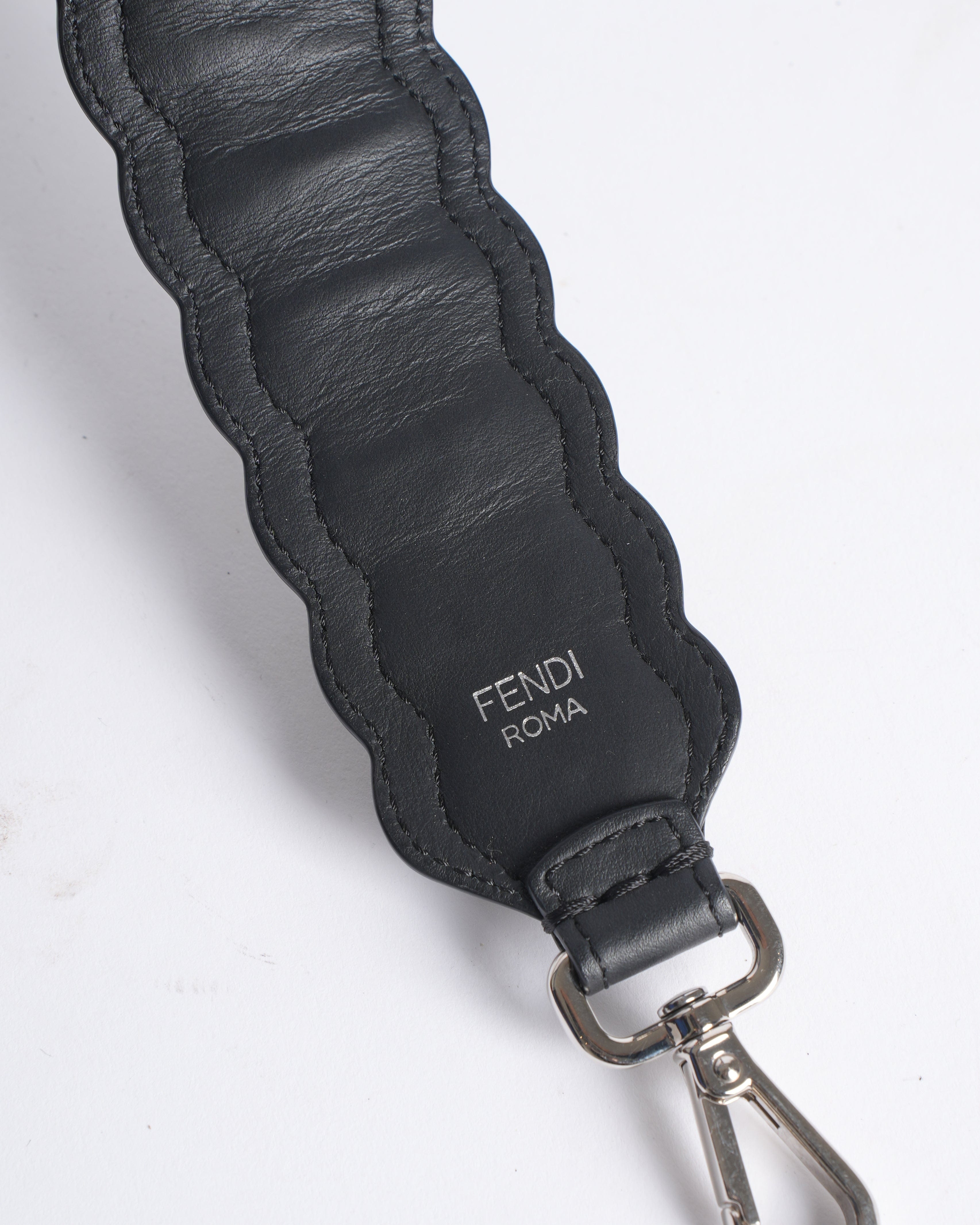 Fendi Faux Pearl Detachable Shoulder Embellished Belt