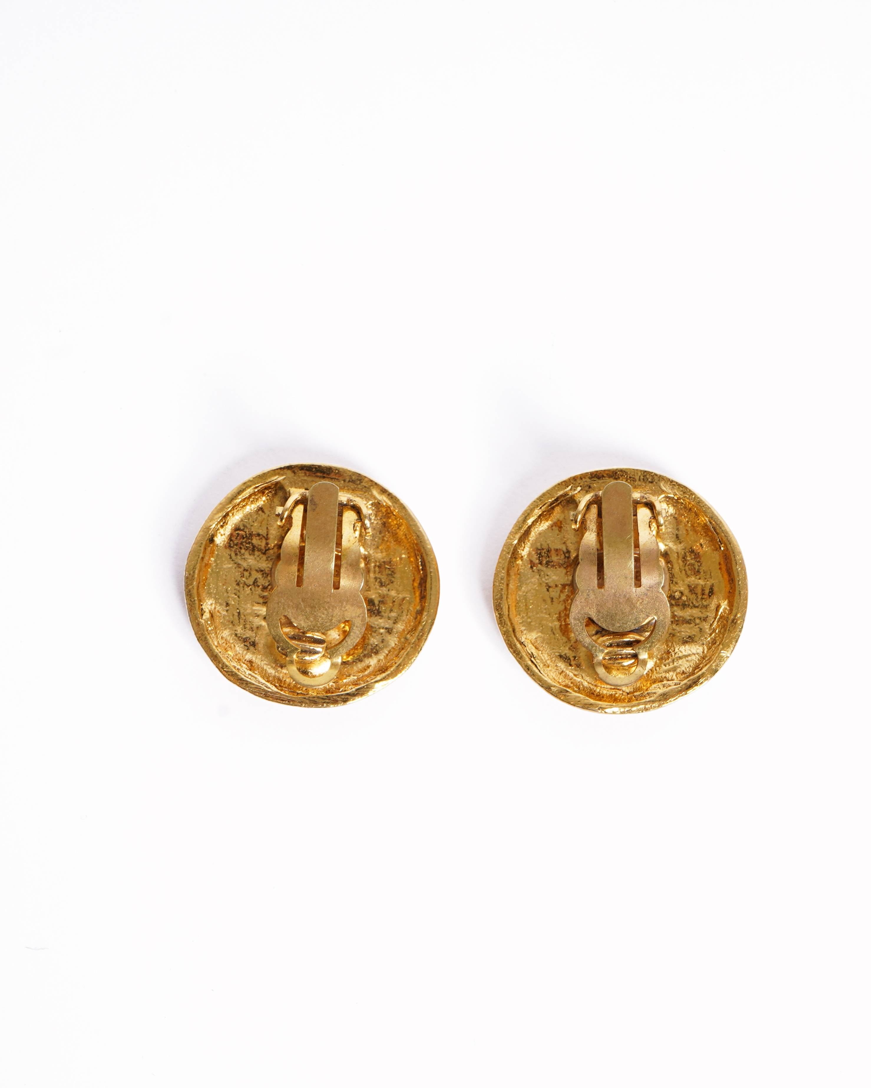 Chanel Vintage Chanel 1980s Gold - Plated Earrings made in france