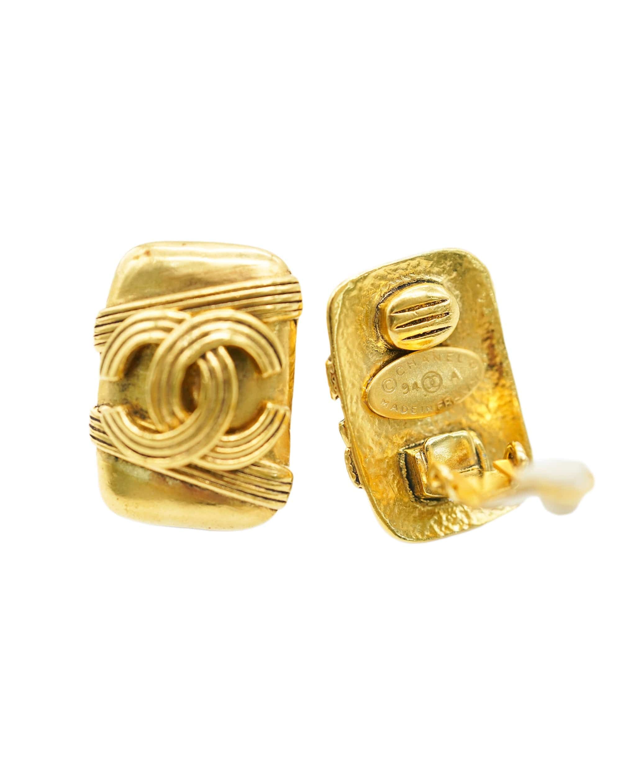 CHANEL EARRINGS SQUARE GOLD ACCESSORY 90271776 DBXS3625