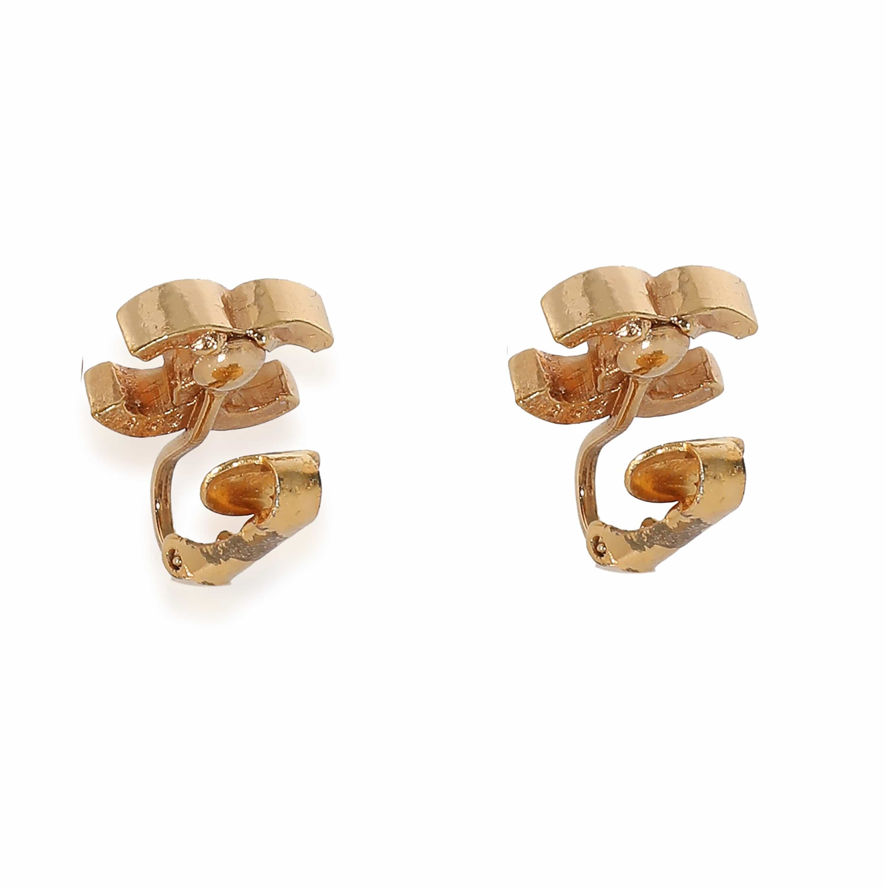 Chanel CC Vintage Gold Clip on Earrings ULC1037