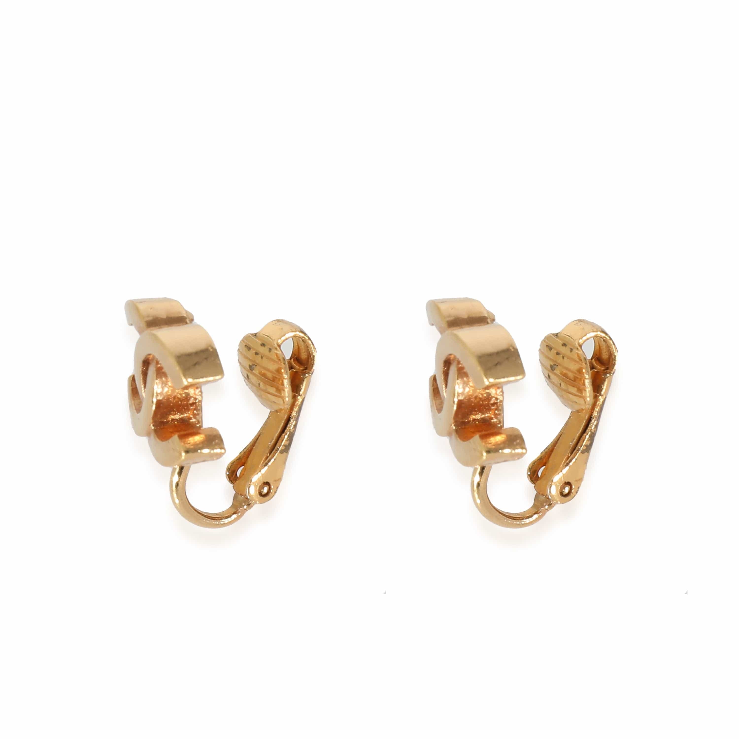 Chanel CC Vintage Gold Clip on Earrings ULC1037