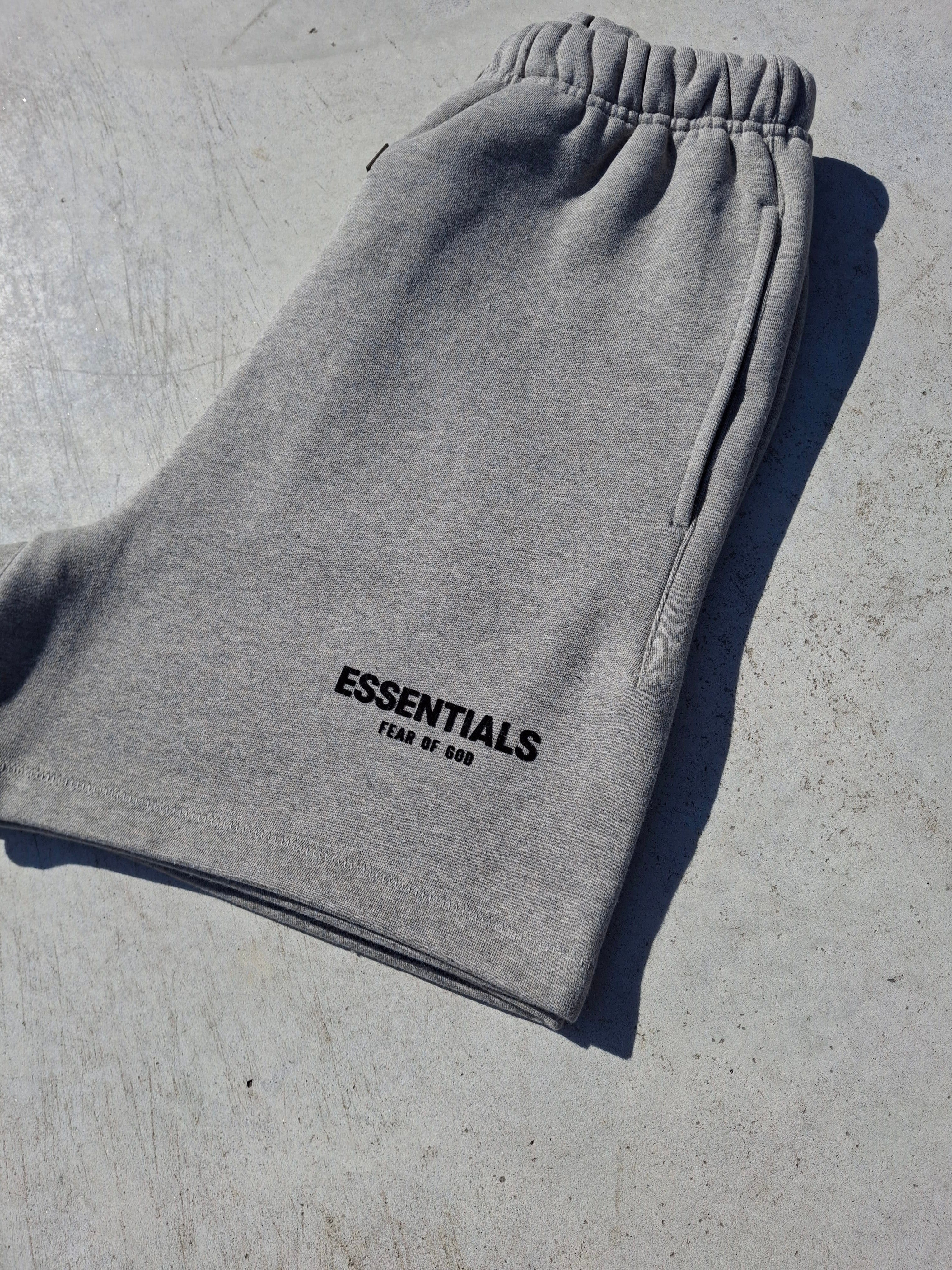 Fear of God Essentials Sweat Short Dark Oatmeal (SS22)