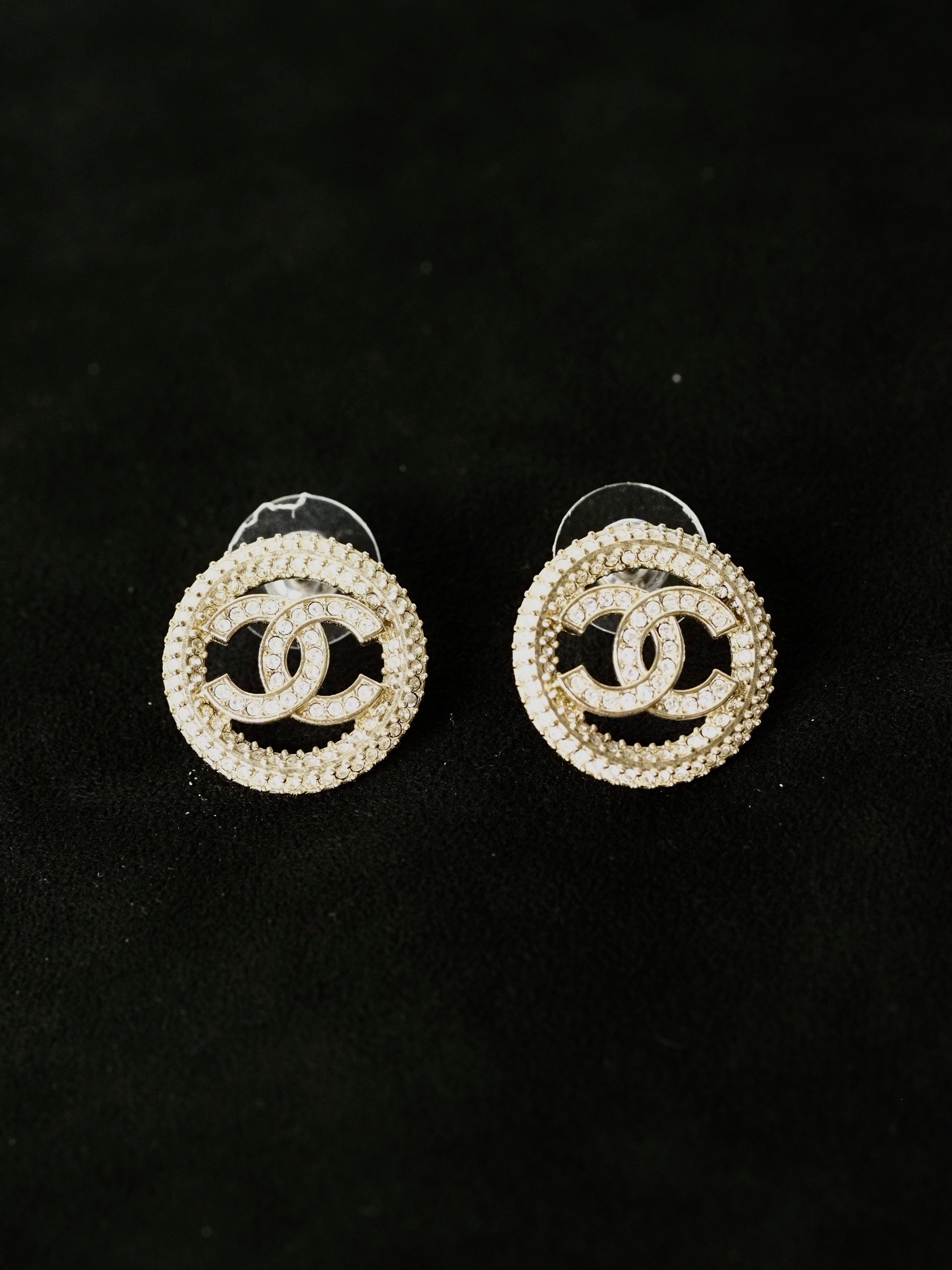 Chanel Gold Crystal Circle Round CC Earring
