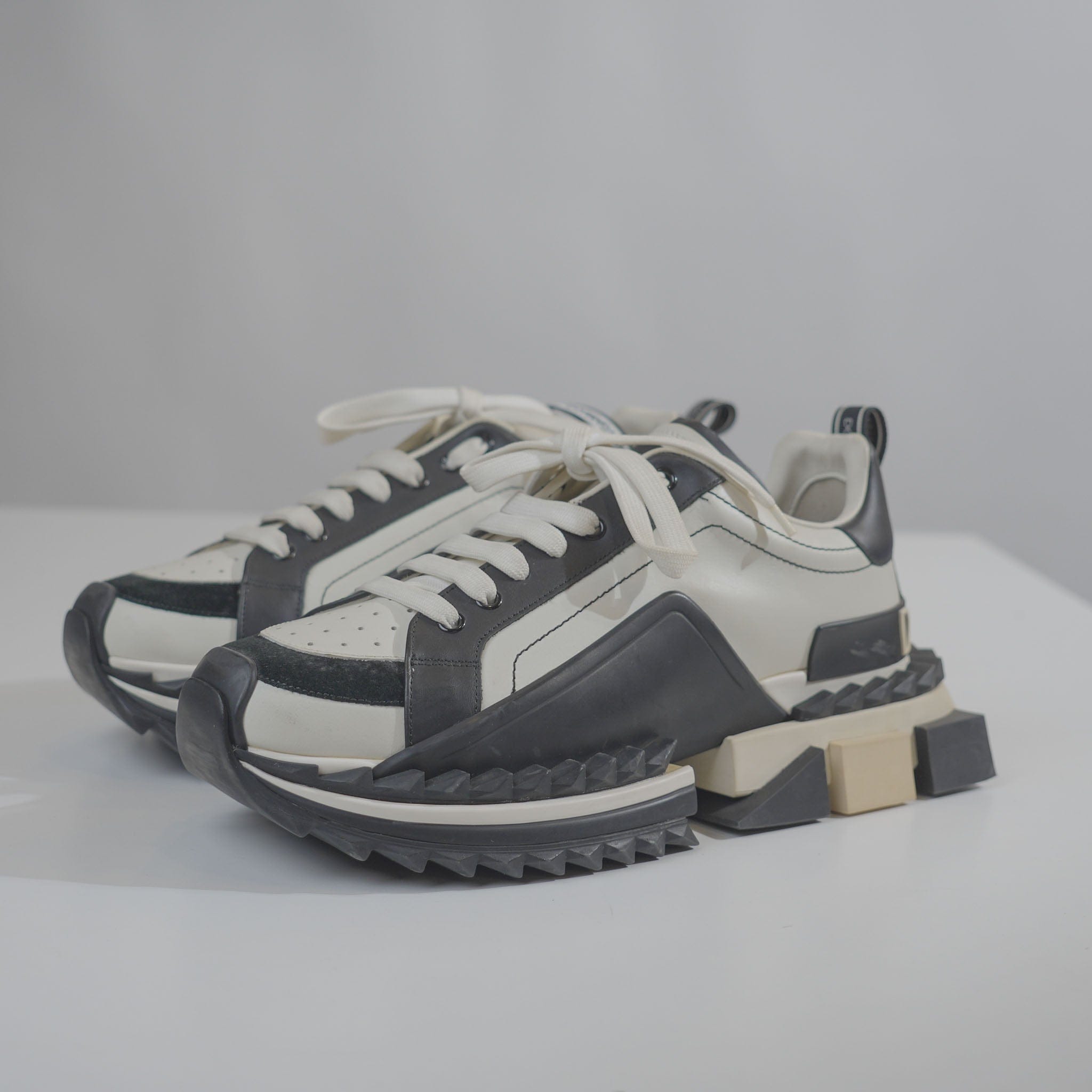 Dolce & Gabbana Dolce And Gabanna Black/White Leather Sneakers (UK 10)