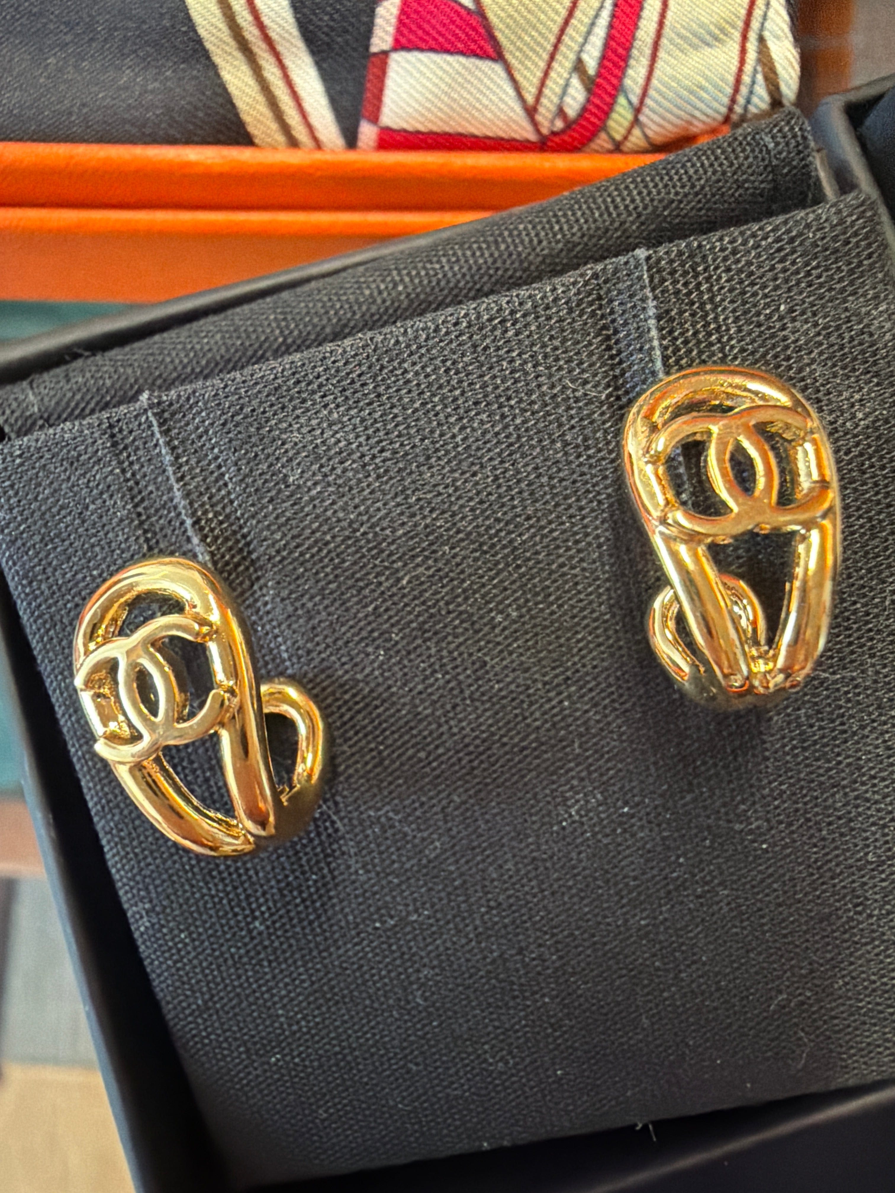 Chanel new season Huggies AKC1293
