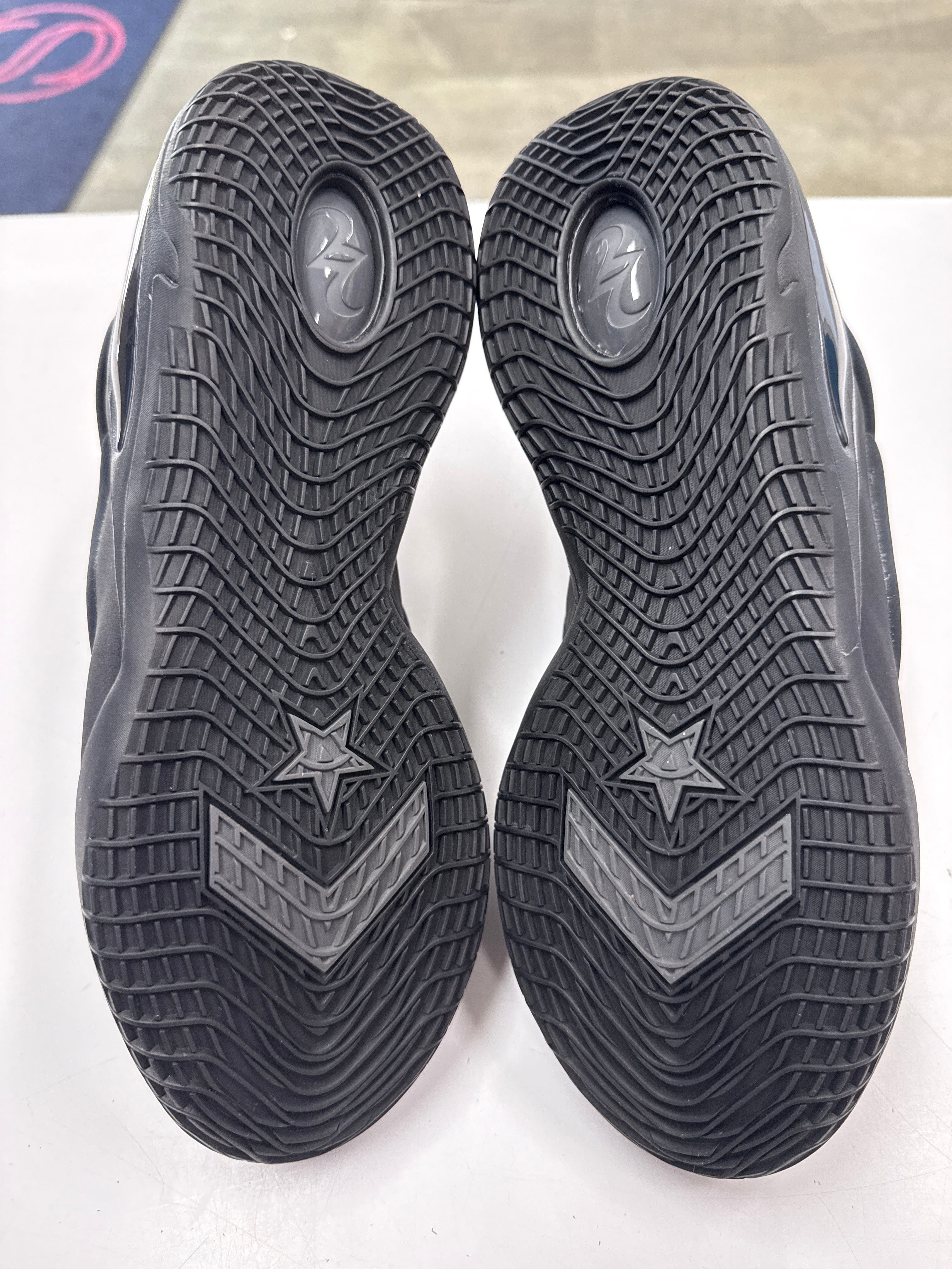 CONVERSE SHAI 001 CHARM BLACK - SIZE 9 (WORN) - SUPER CLEAN