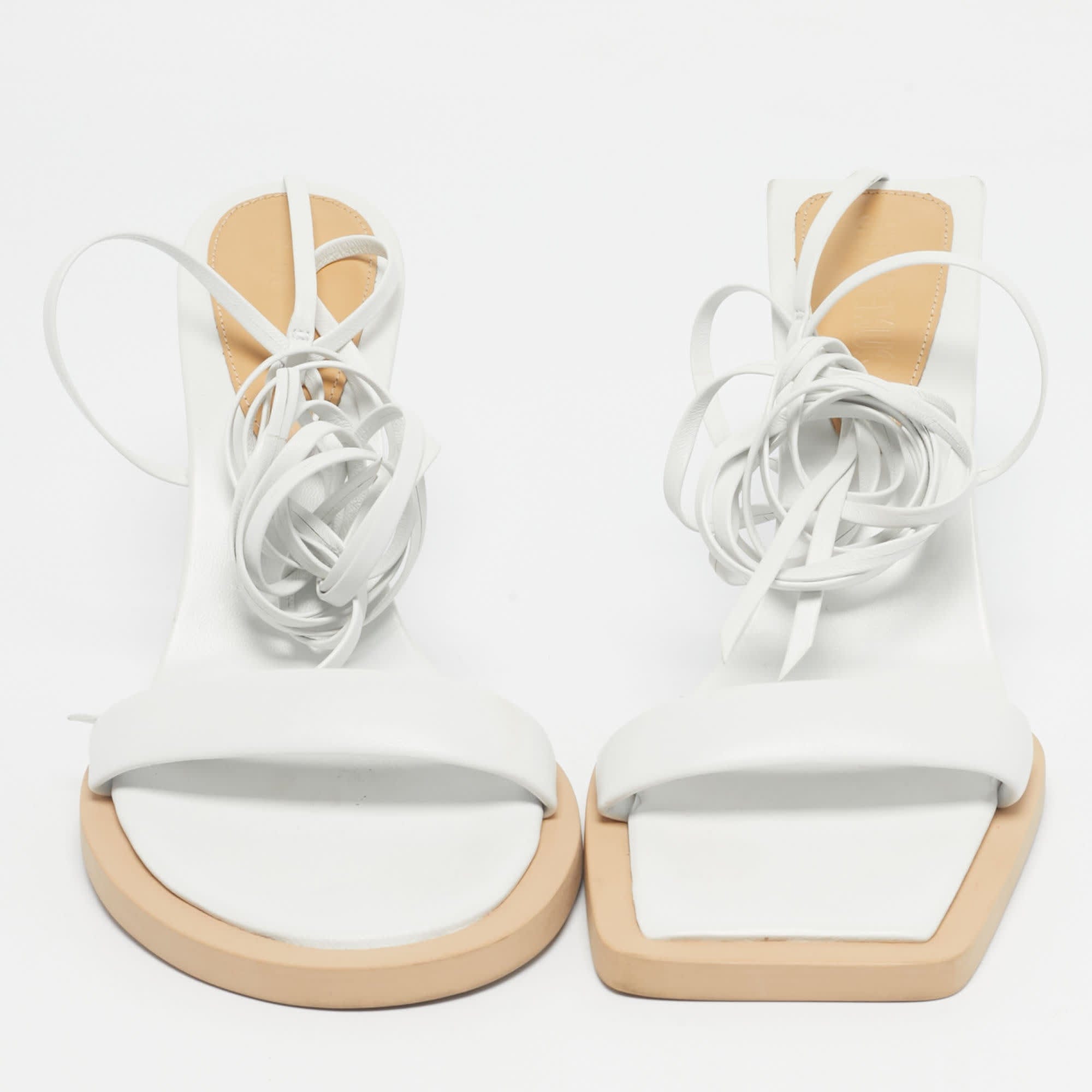 Jacquemus White Leather 'les Carrés Ronds 75 Asymmetrical Sandals