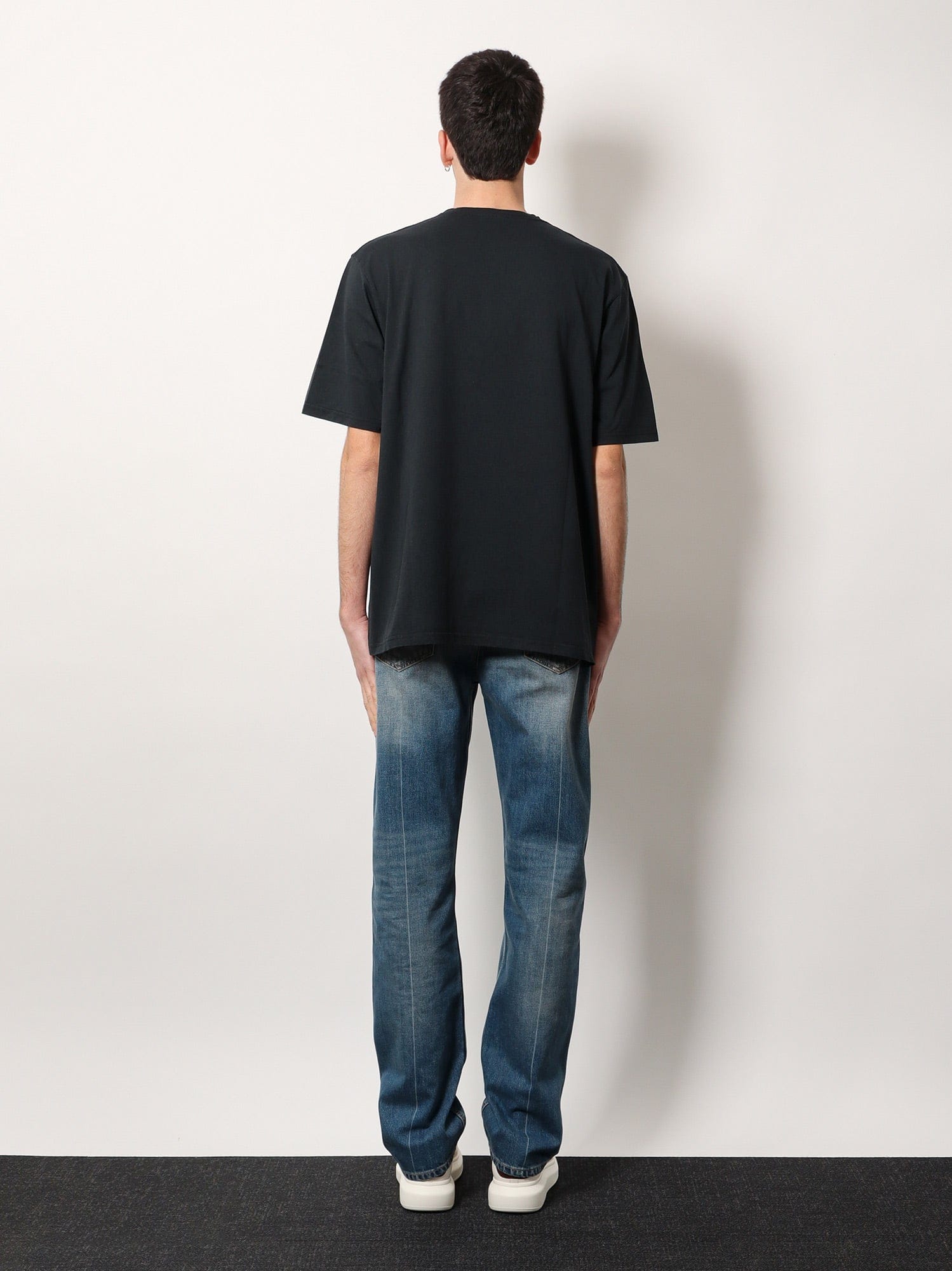 Alexander McQueen Cotton t - shirt with frontal iconic skull