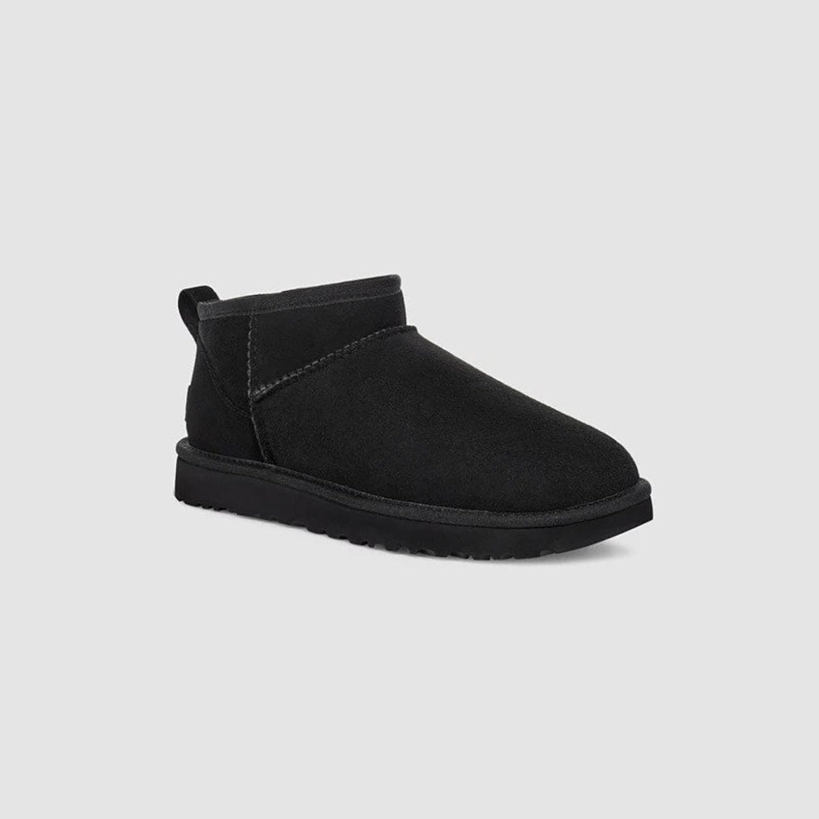 UGG WMNS CLASSIC ULTRA MINI - BLACK