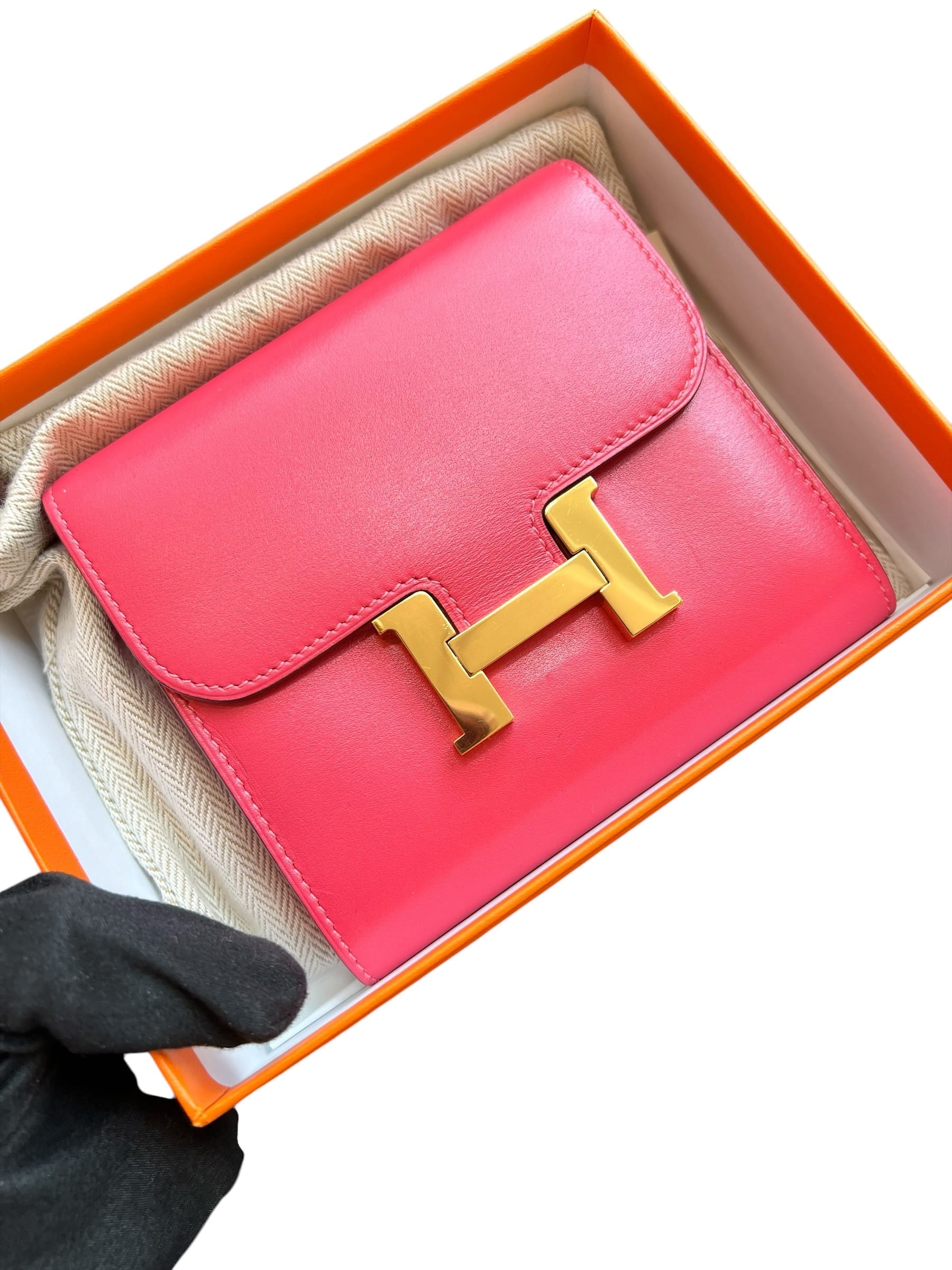Hermes Constance Compact Wallet Rose Lipstick Tadelakt GHW #A SSLG1032