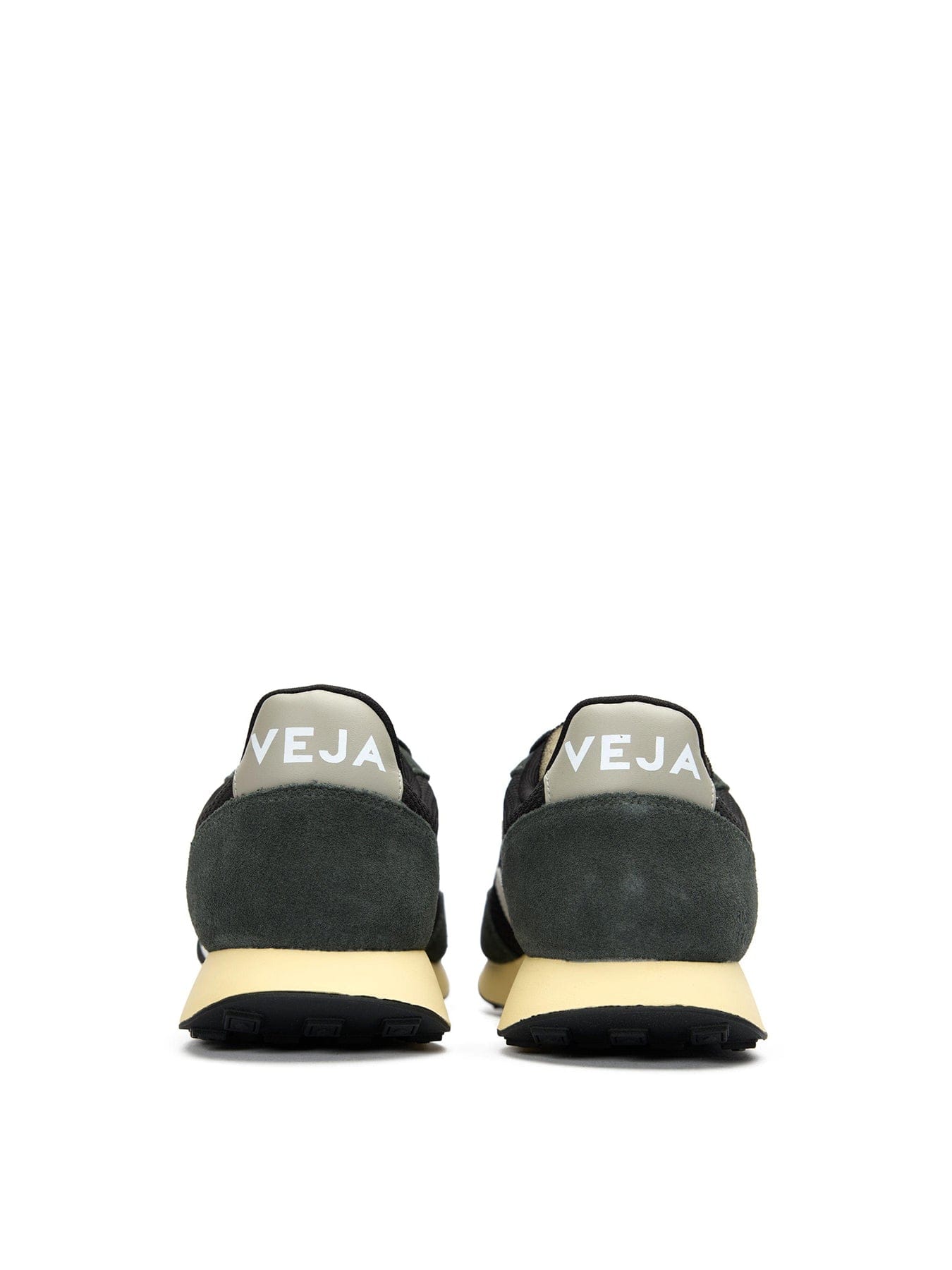 Veja Rio Branco Alveomesh Trainers Black