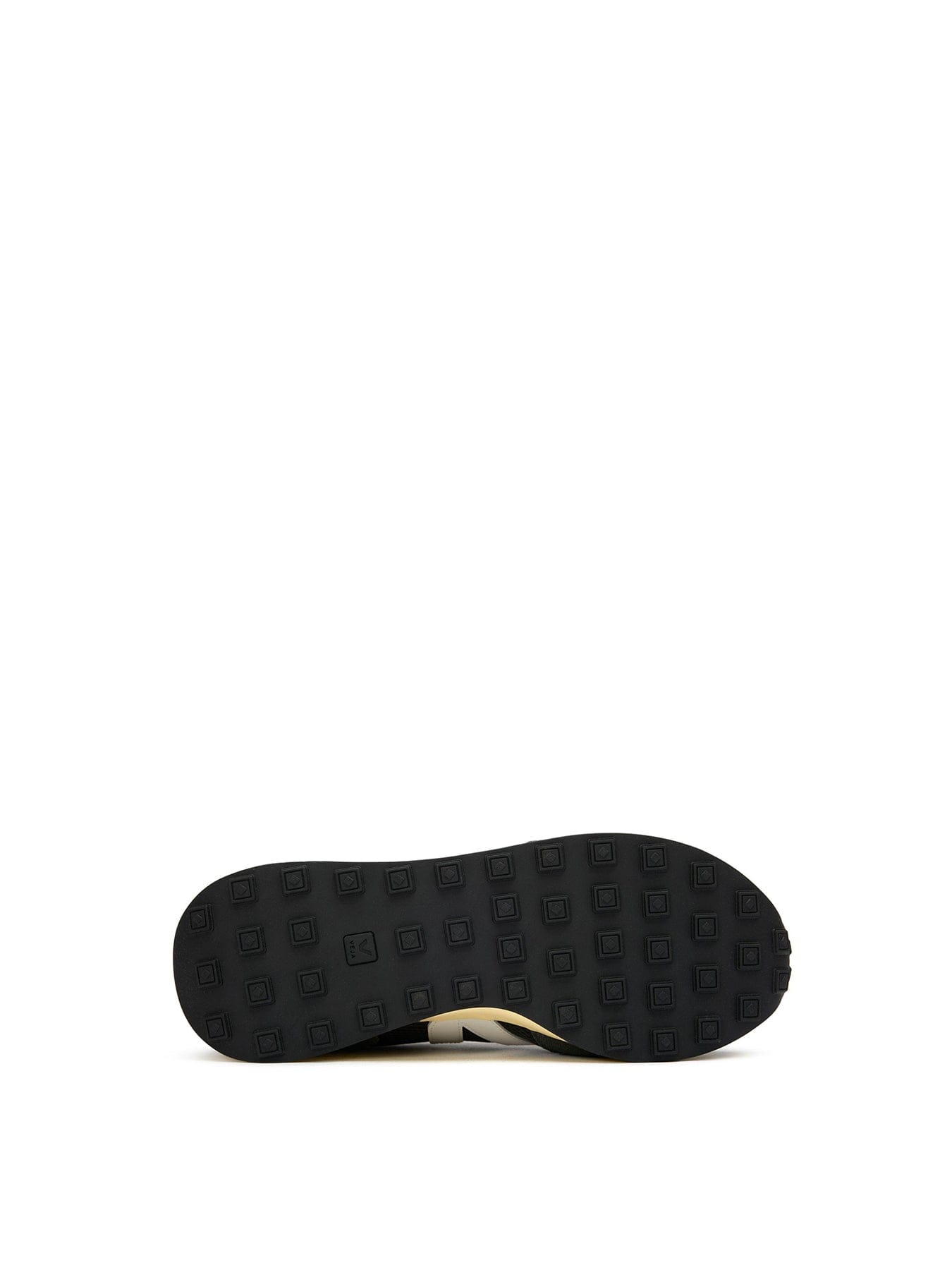 Veja Rio Branco Alveomesh Trainers Black