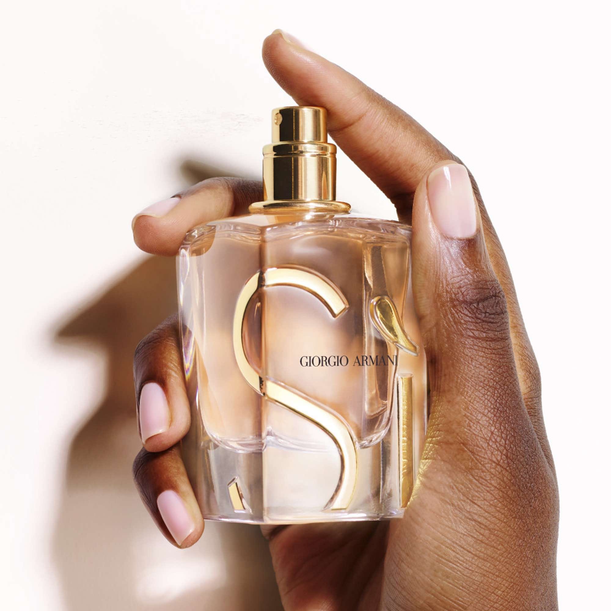 Armani Si Eau de Parfum Spray 30 ml