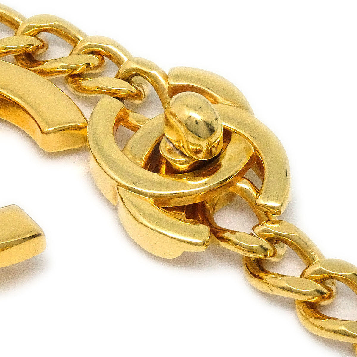 Chanel 1996 CC Turnlock Gold Chain Necklace 96P