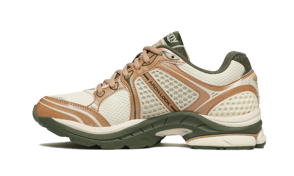 Saucony & Friends ProGrid Triumph 4 Cream Doe
