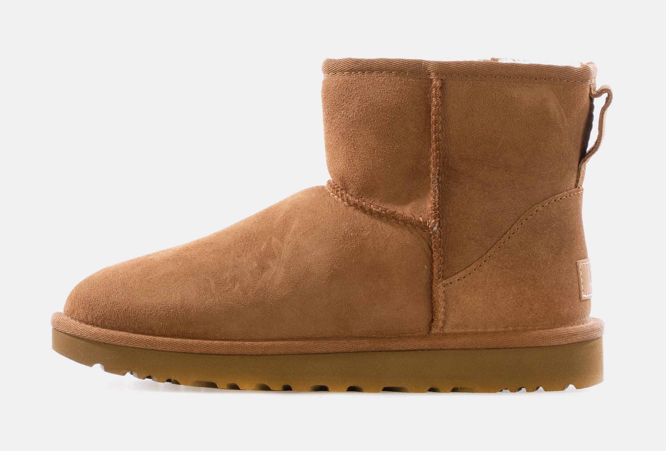 UGG Classic Mini II Ankle Womens Boots (Chestnut)