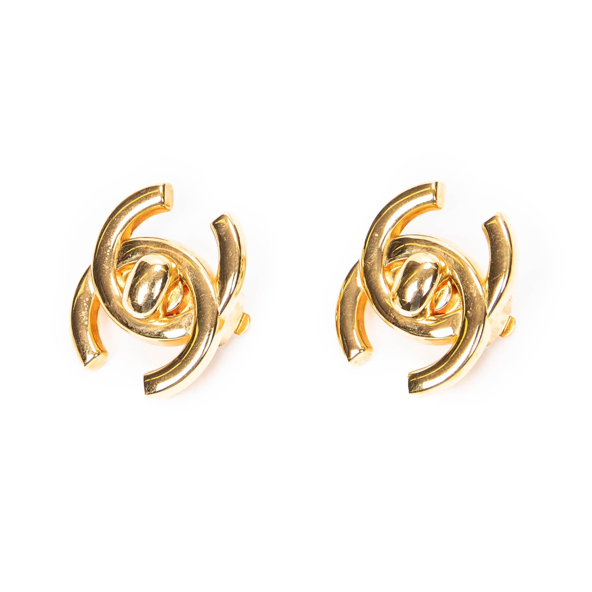 Chanel Gold Stainless Steel without Nickel CC Turnlock Clip On Earrings ABC6579