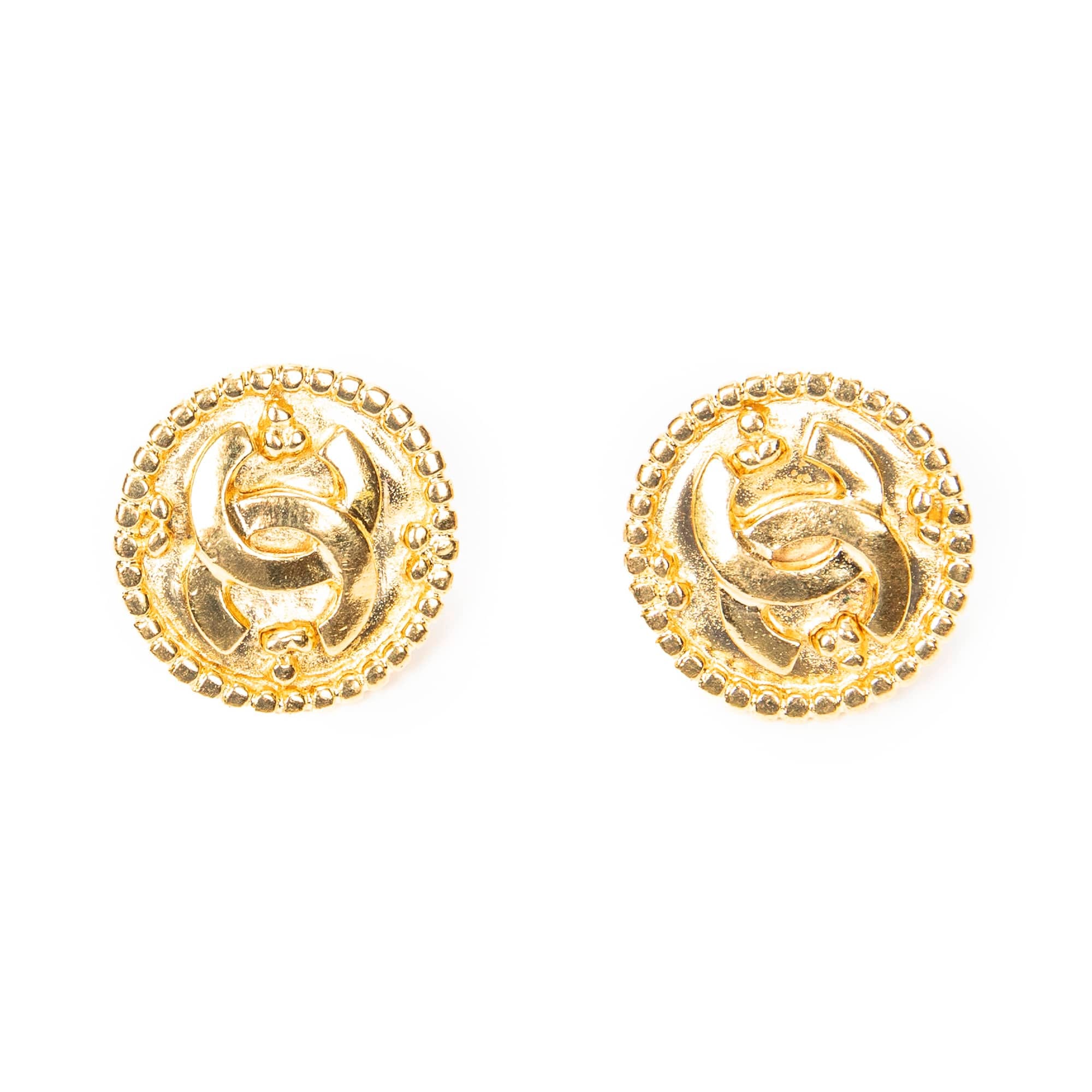 Chanel Gold Stainless Steel without Nickel CC Round Clip On Earrings ABC6928