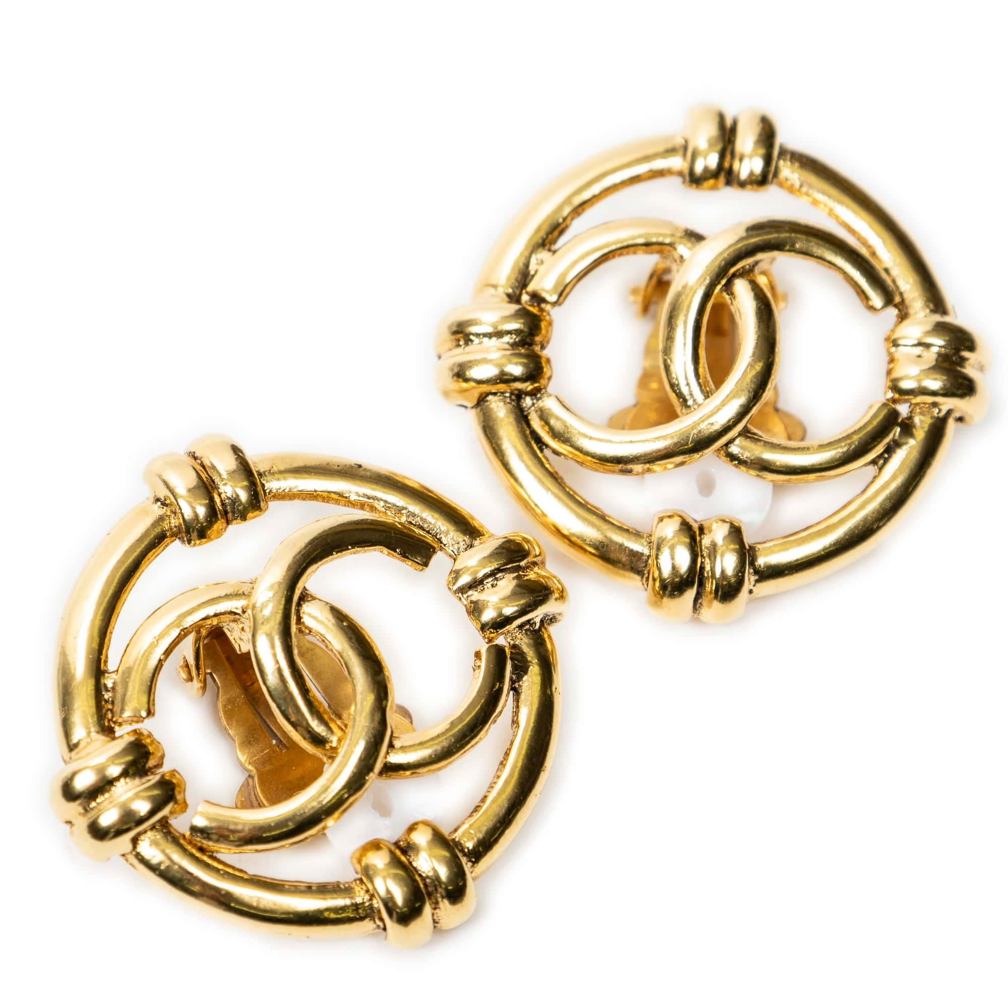 Chanel Gold Stainless Steel without Nickel CC Round Clip On Earrings ABC6578