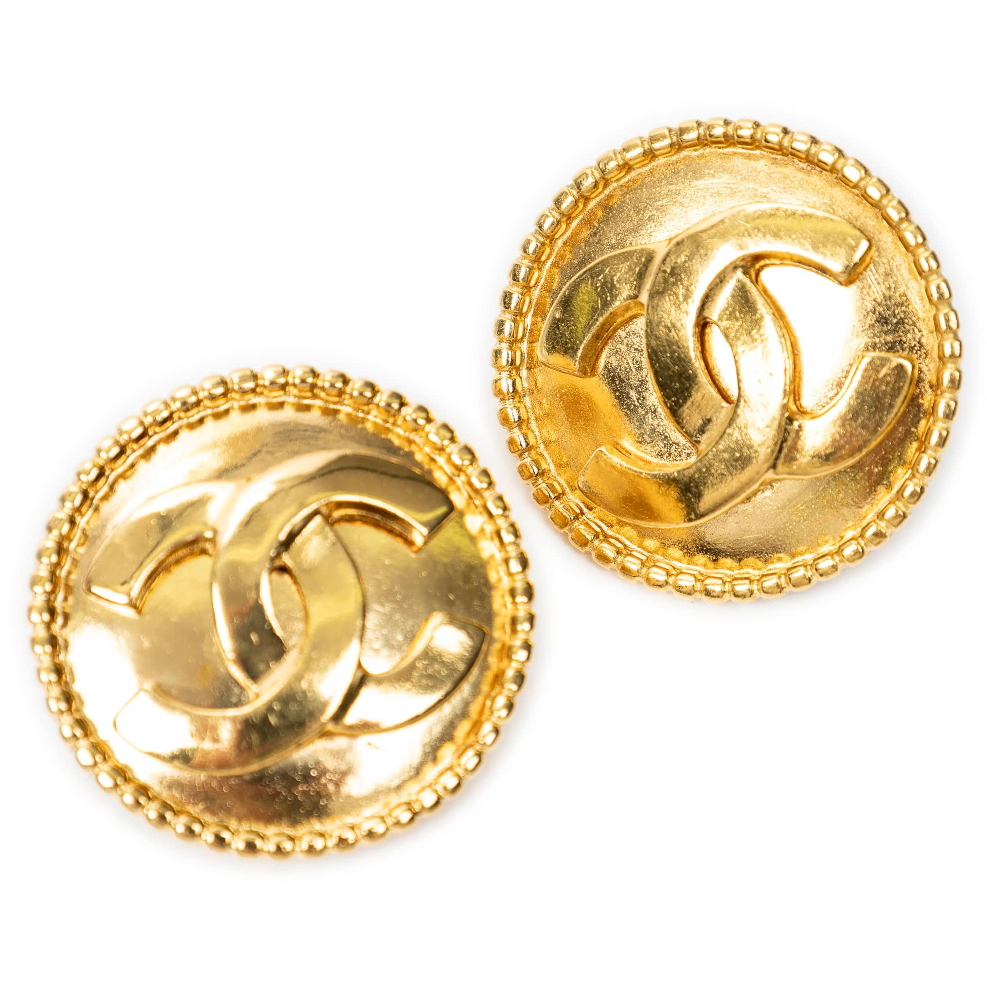 Chanel Gold Stainless Steel without Nickel CC Round Clip On Earrings ABC6562