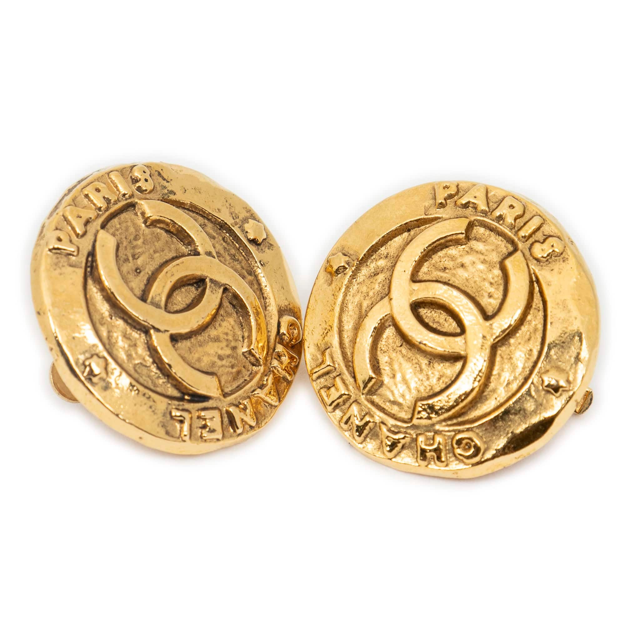 Chanel Gold Stainless Steel without Nickel CC Round Clip On Earrings ABC5774