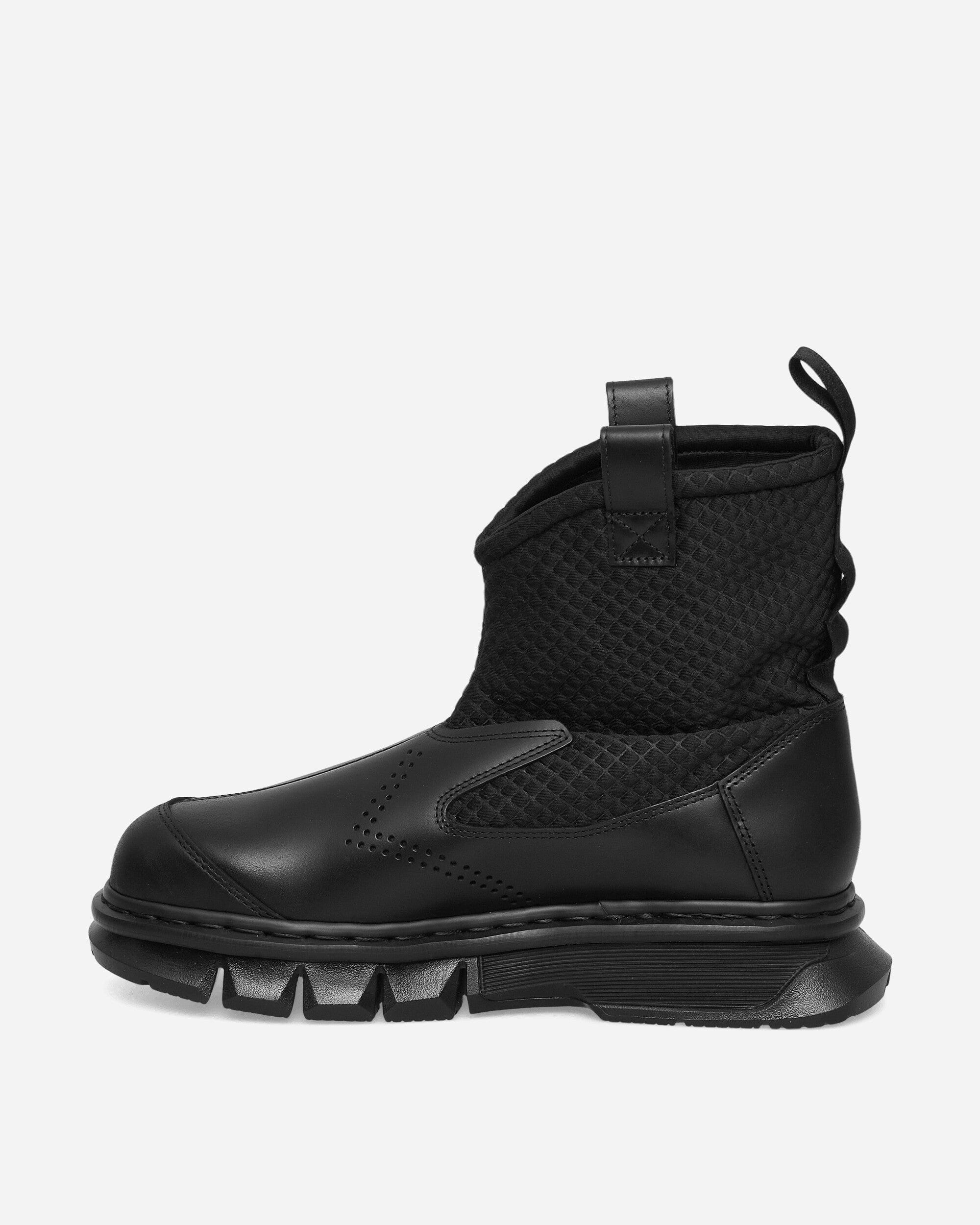 Dr. Martens Qubist Rigger Boots Black