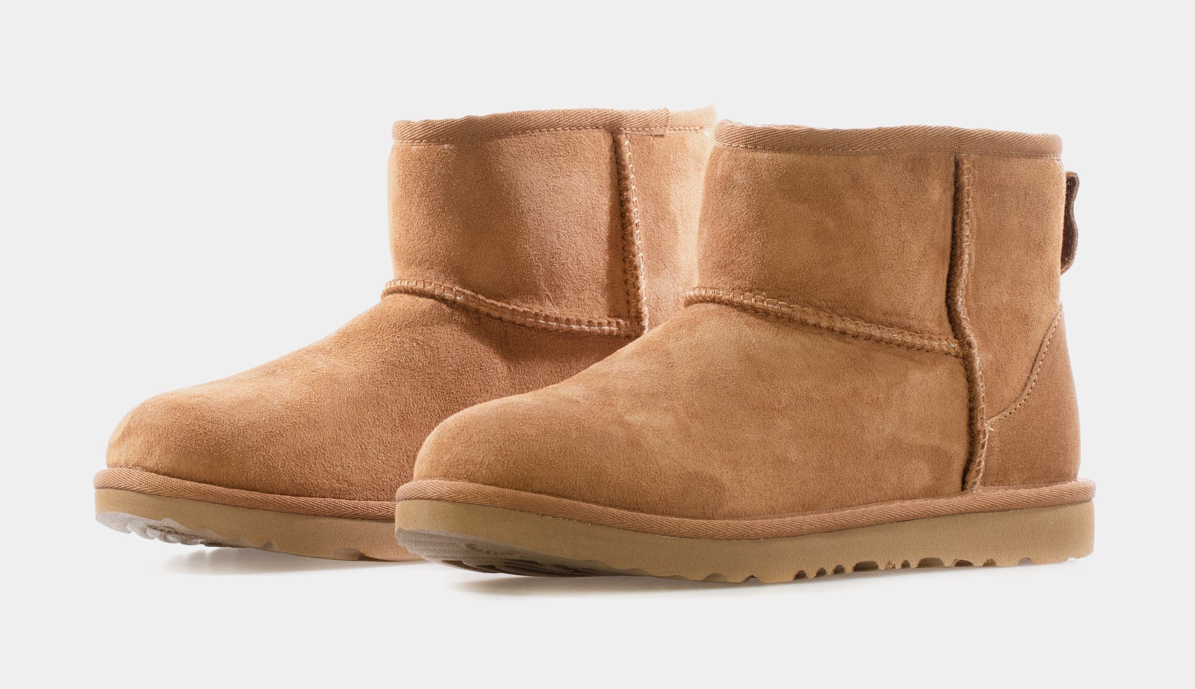 UGG Classic Mini II Ankle Grade School Boots (Chestnut)