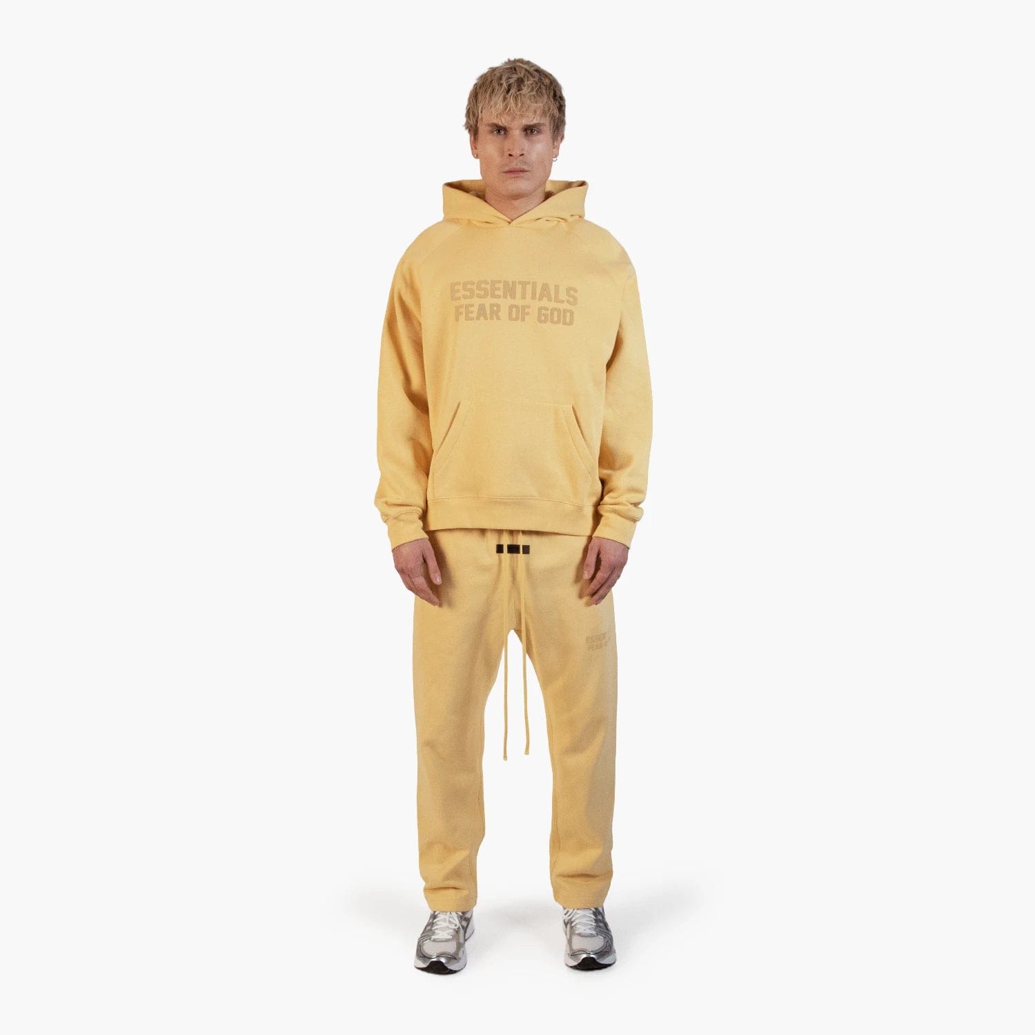 Fear of God Essentials Relaxed Sweatpant Light Tuscan