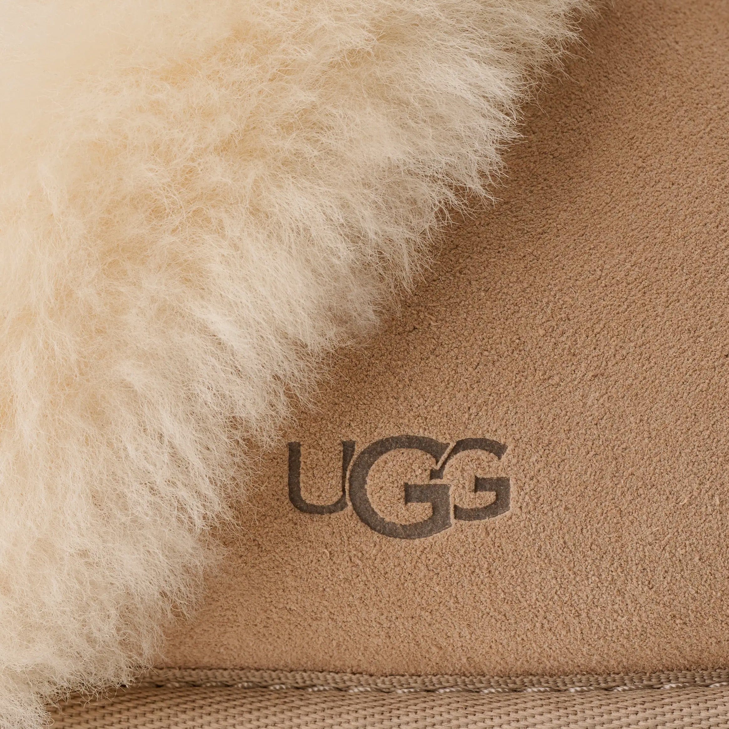 UGG Scuffette II Slipper Womens Sandals (Sand)