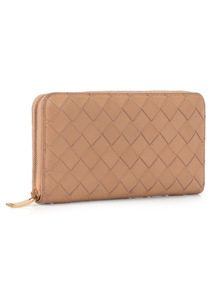 Bottega Veneta Knot Wallet (Beige)