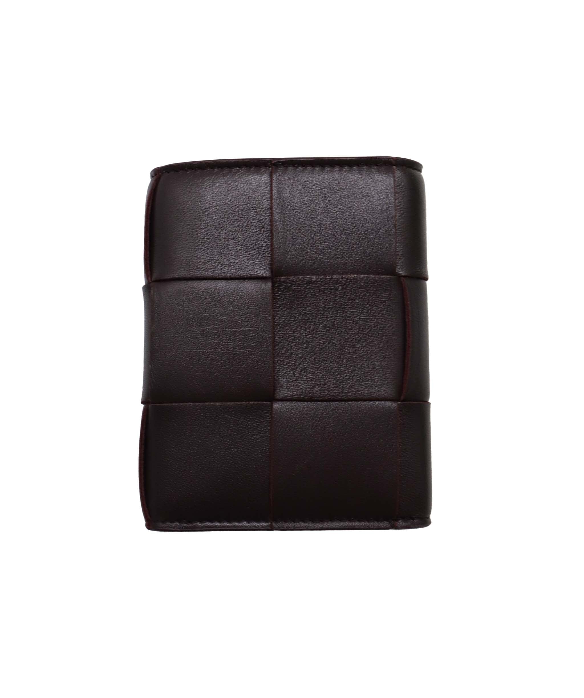 Bottega Veneta Trifold Grape Wallet - DXBS1083