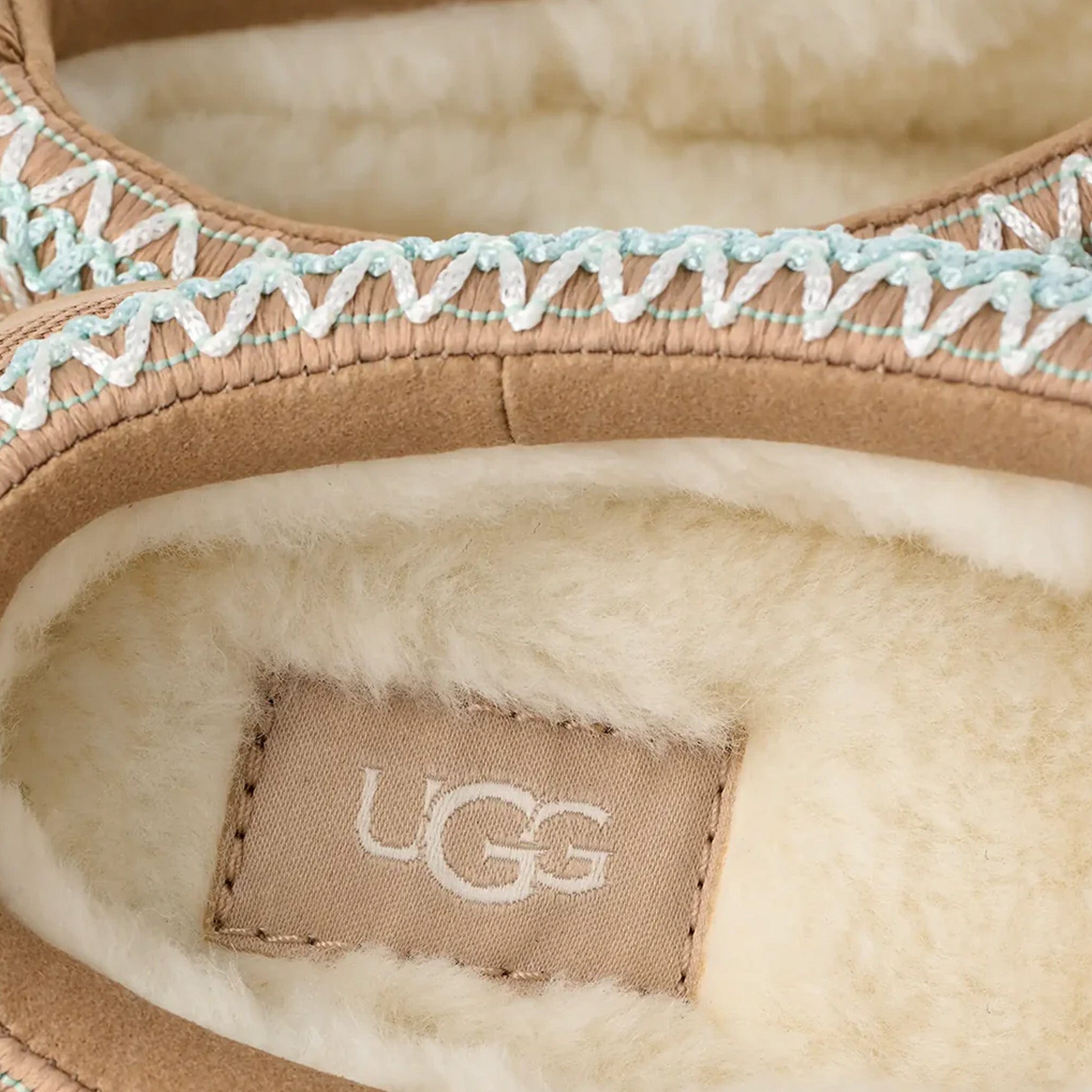 UGG Tazz Slipper Infant Toddler Sandals (Sand)