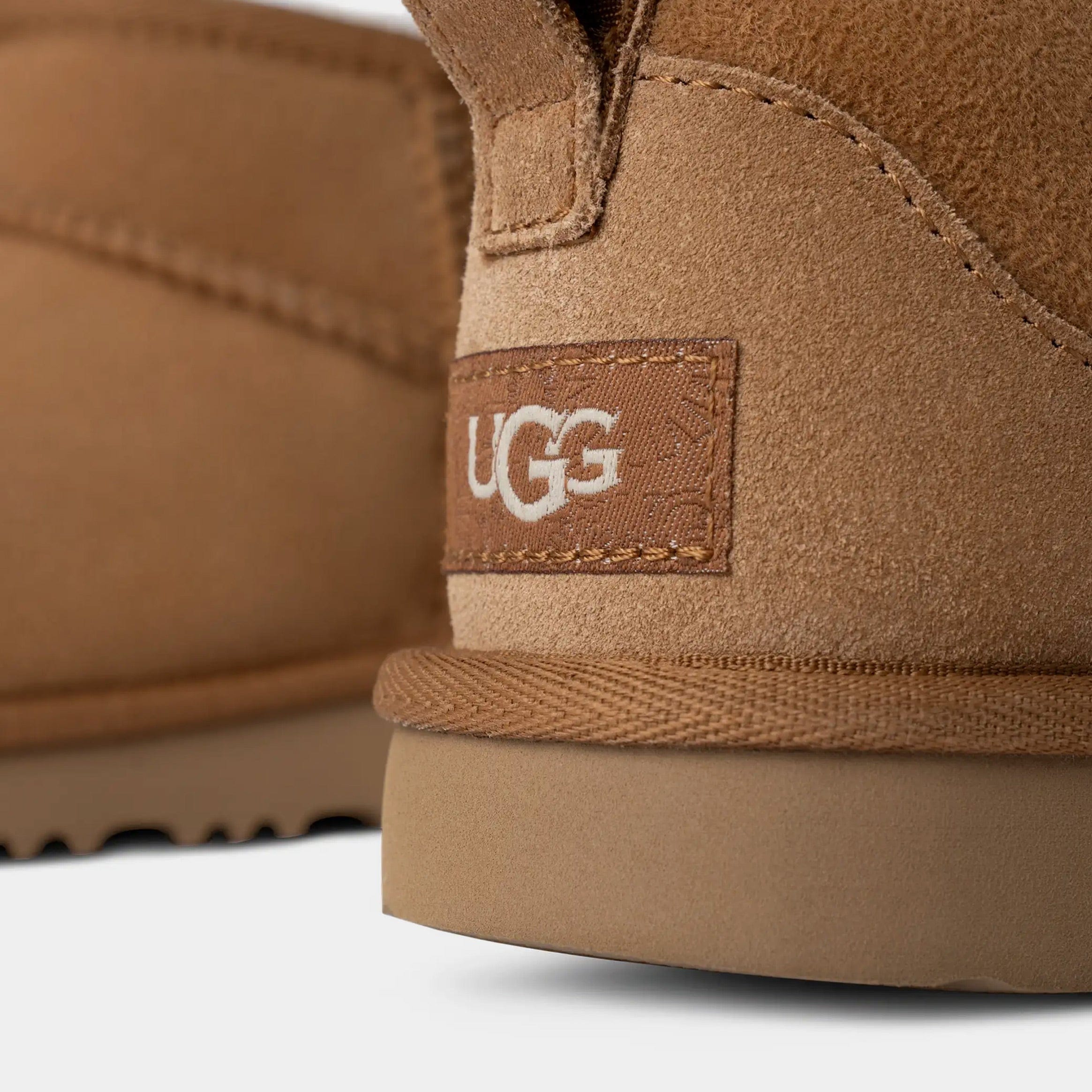 UGG Classic Ultra Mini Grade School Boots (Chestnut)