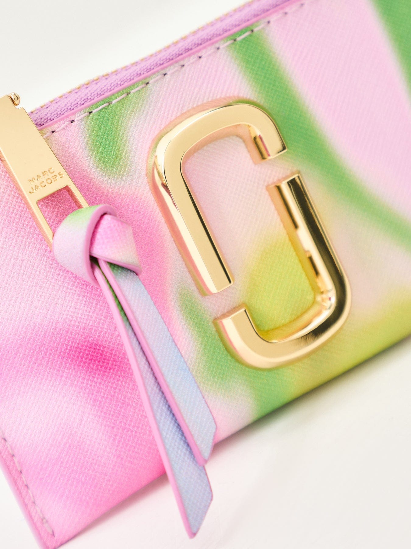 Marc Jacobs The Top Zip Multi Wallet Ribbon Pink Multi