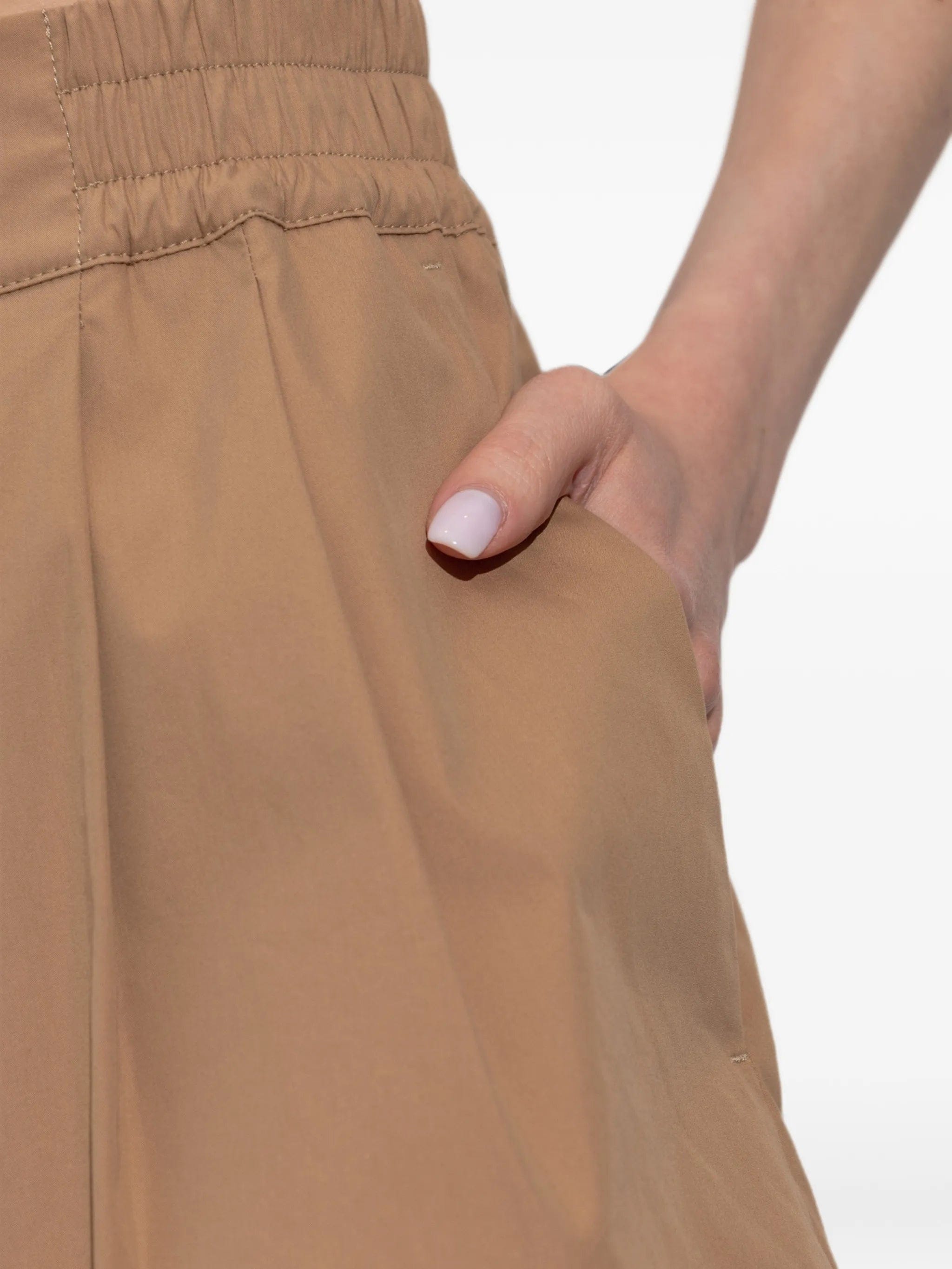Moncler logo - patch tailored shorts