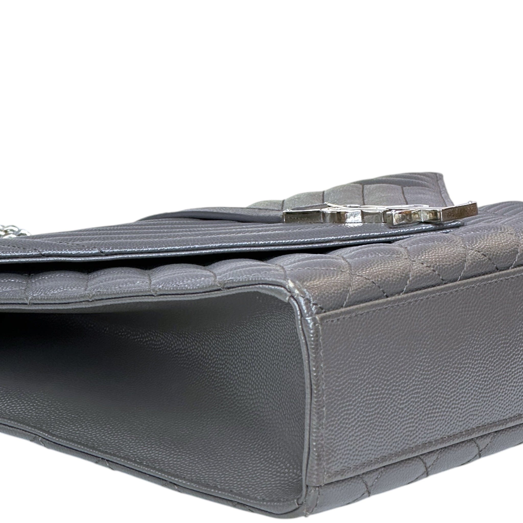 YVES SAINT Laurent Saint Laurent Envelope Shoulder Bag Grey Quilted Grain De Poudre