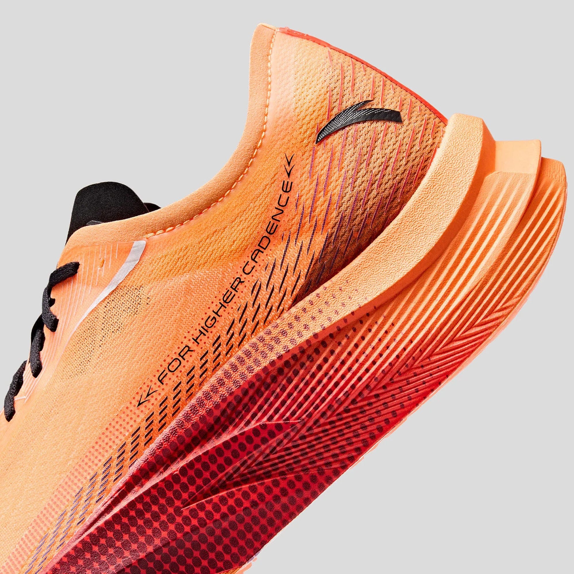 Anta Womens G2002 5 GT Shoes