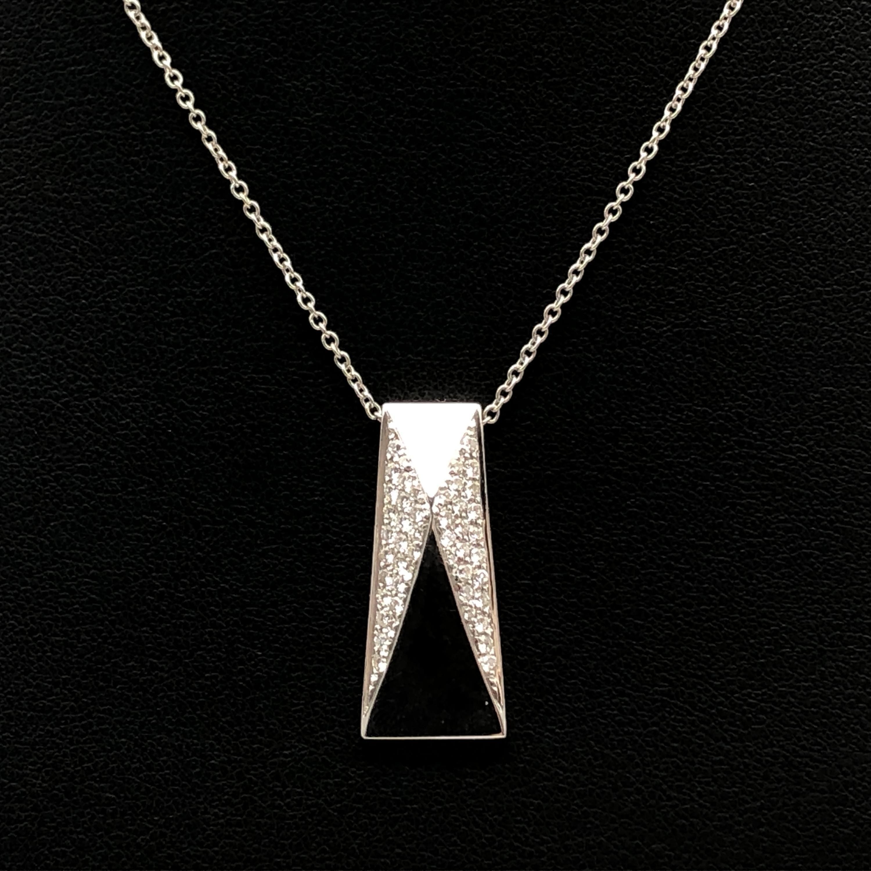Versace Bar Plate Diamond Necklace, WG750, 7.9 g, 16inch C387038