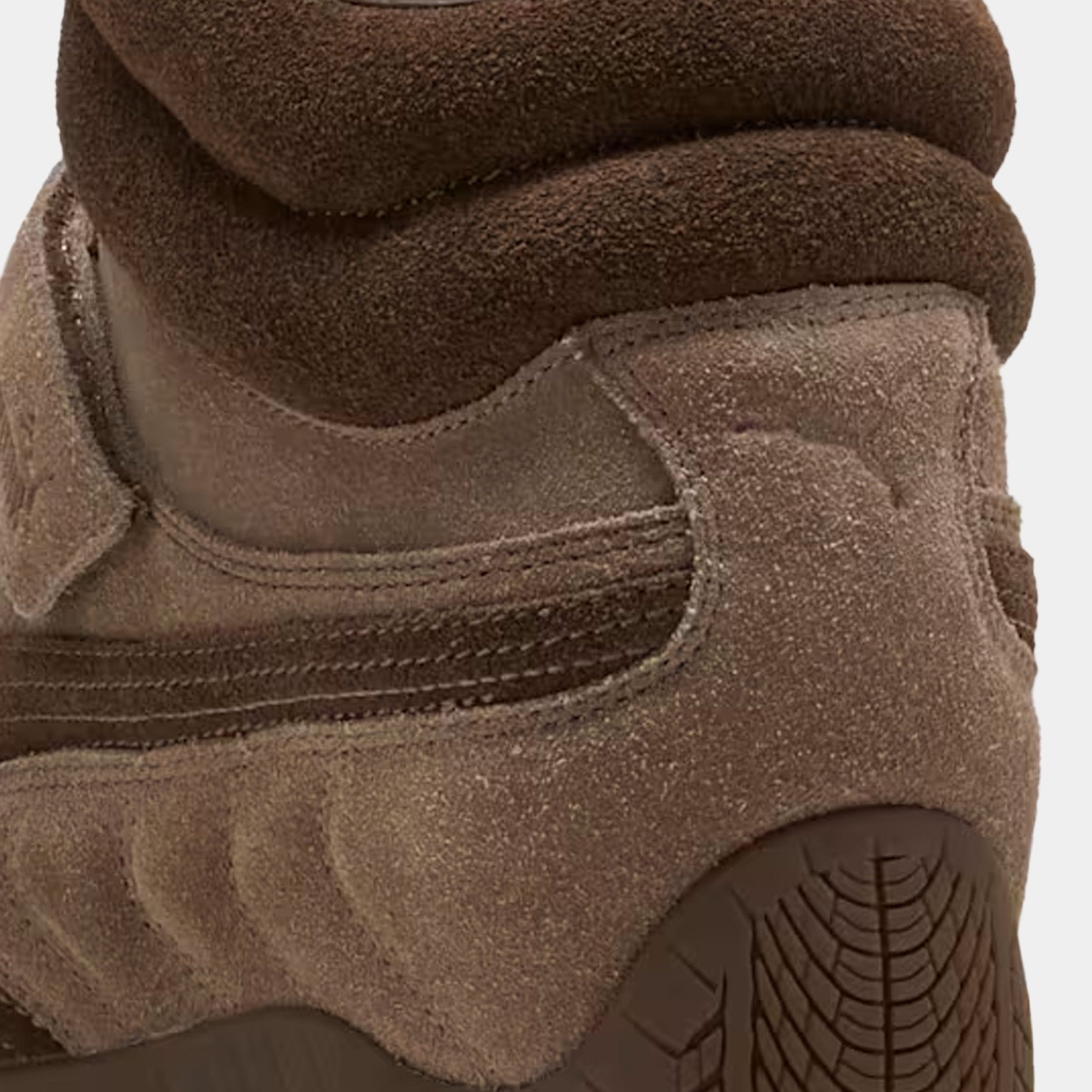 PUMA Speedcat Wedge Womens Lifestyle Shoes (Totally Taupe/Chocolate)