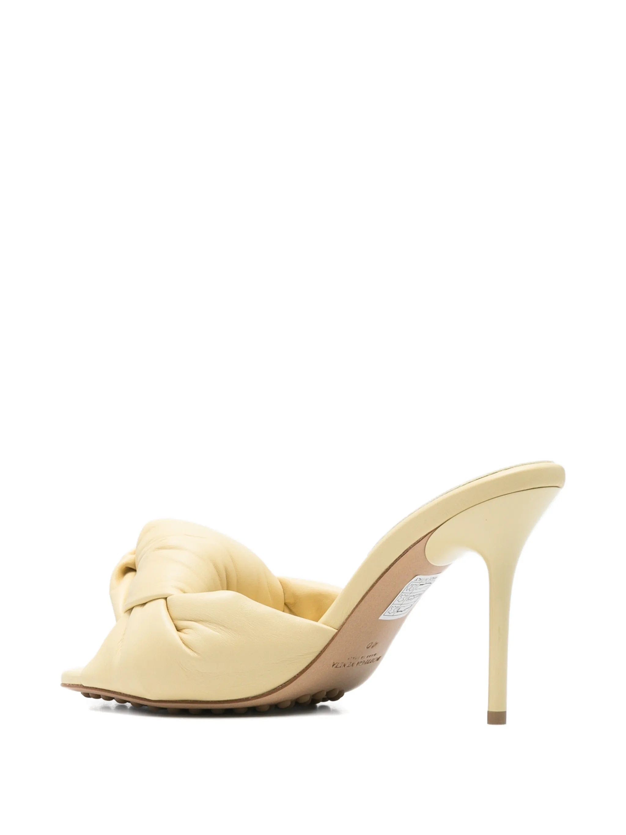 Bottega Veneta Cherry knotted leather sandals