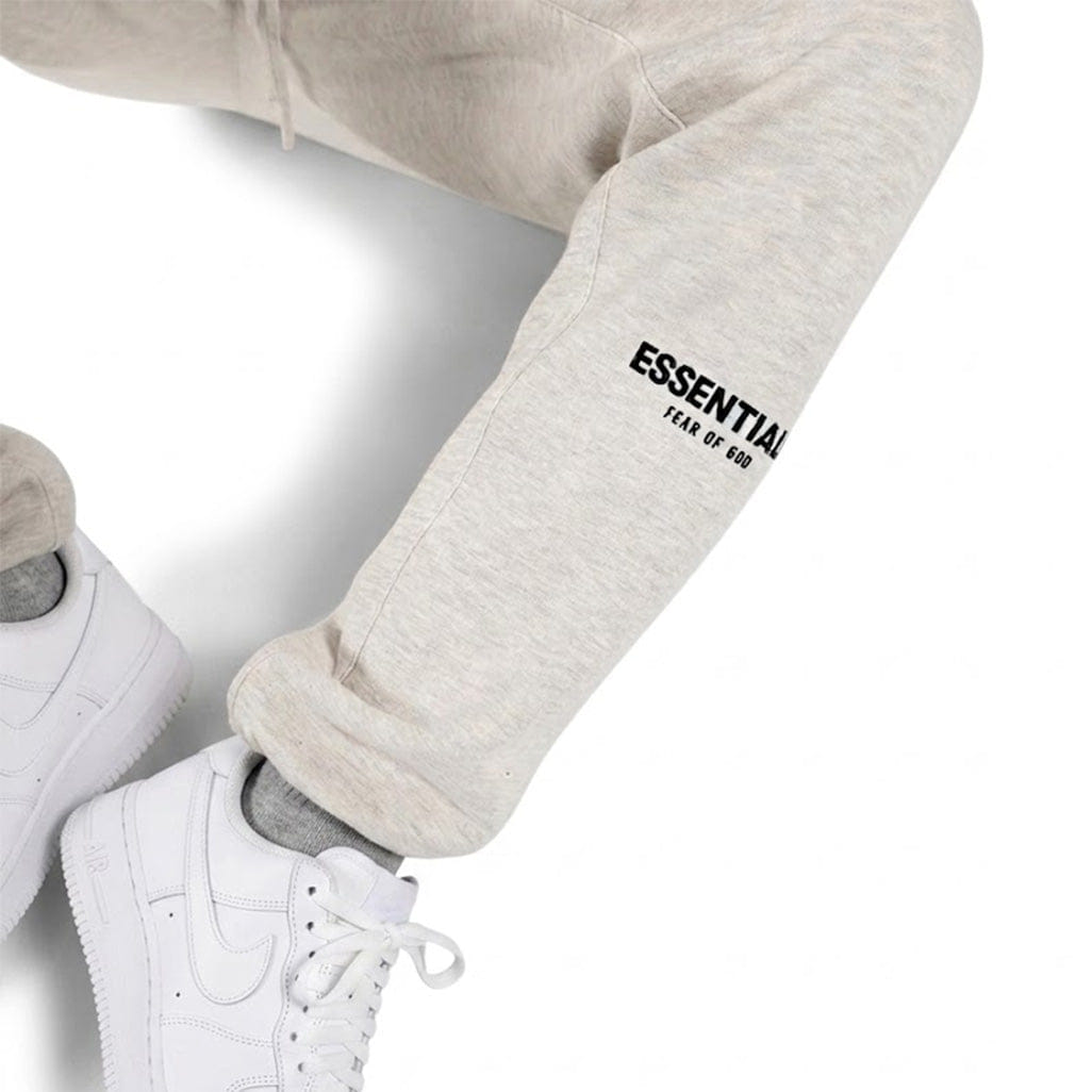 Fear of God Essentials Sweatpants Light Oatmeal (SS22)
