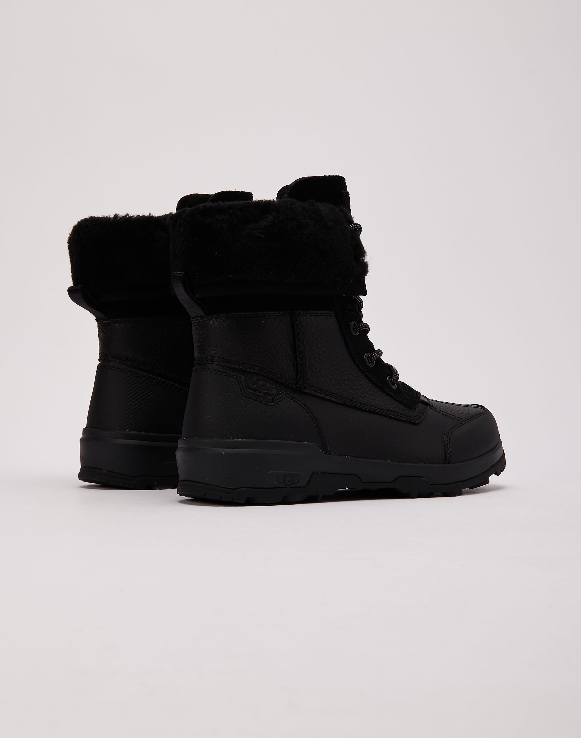 UGG Adirondack Boot XXV Grade - School