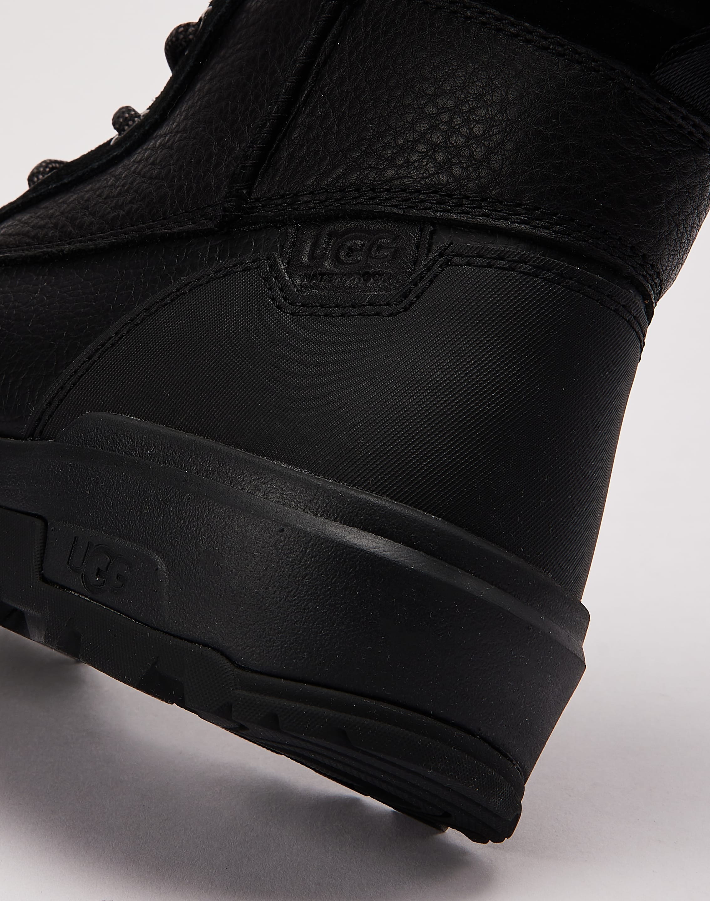 UGG Adirondack Boot XXV Grade - School